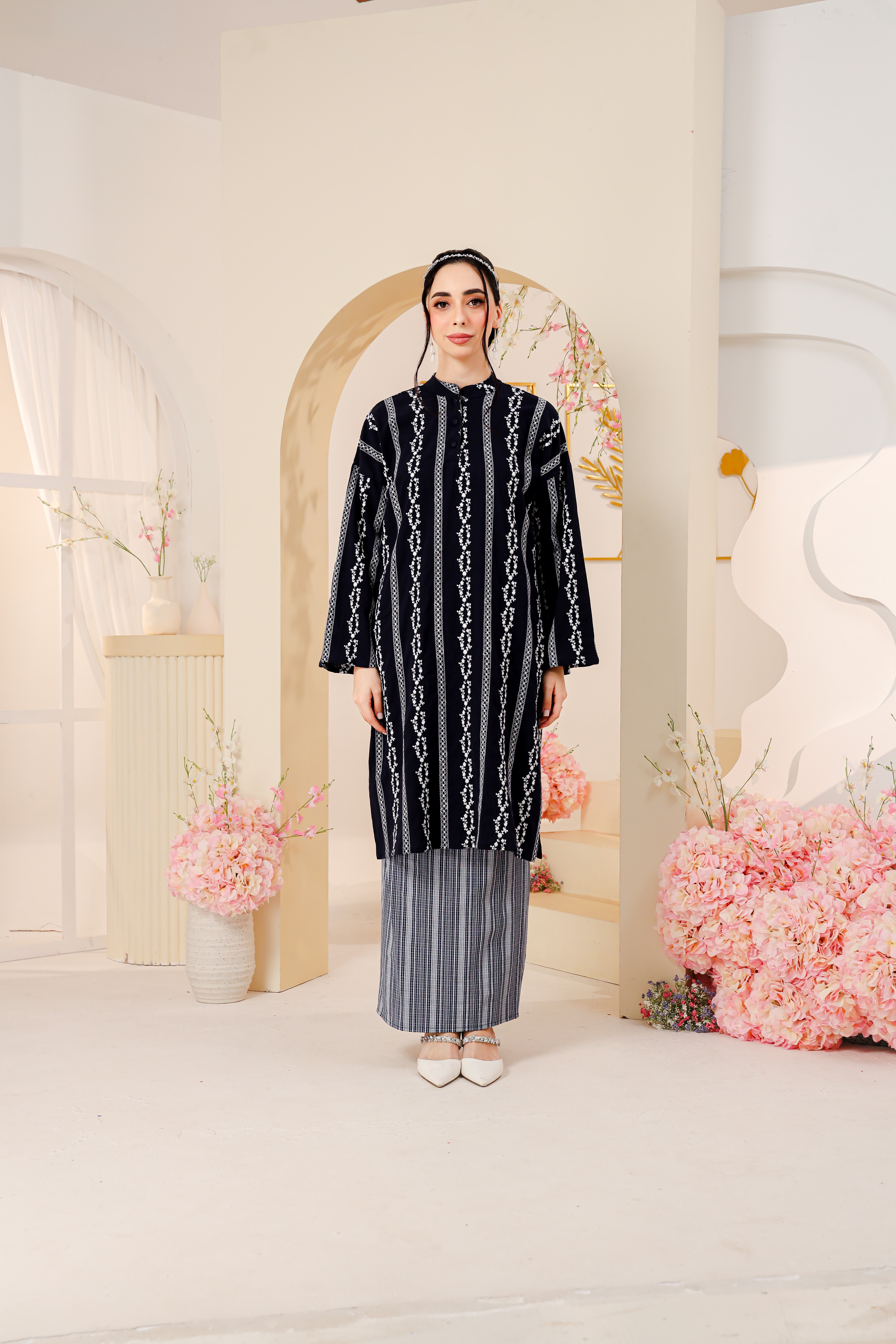 AZALEA KURUNG