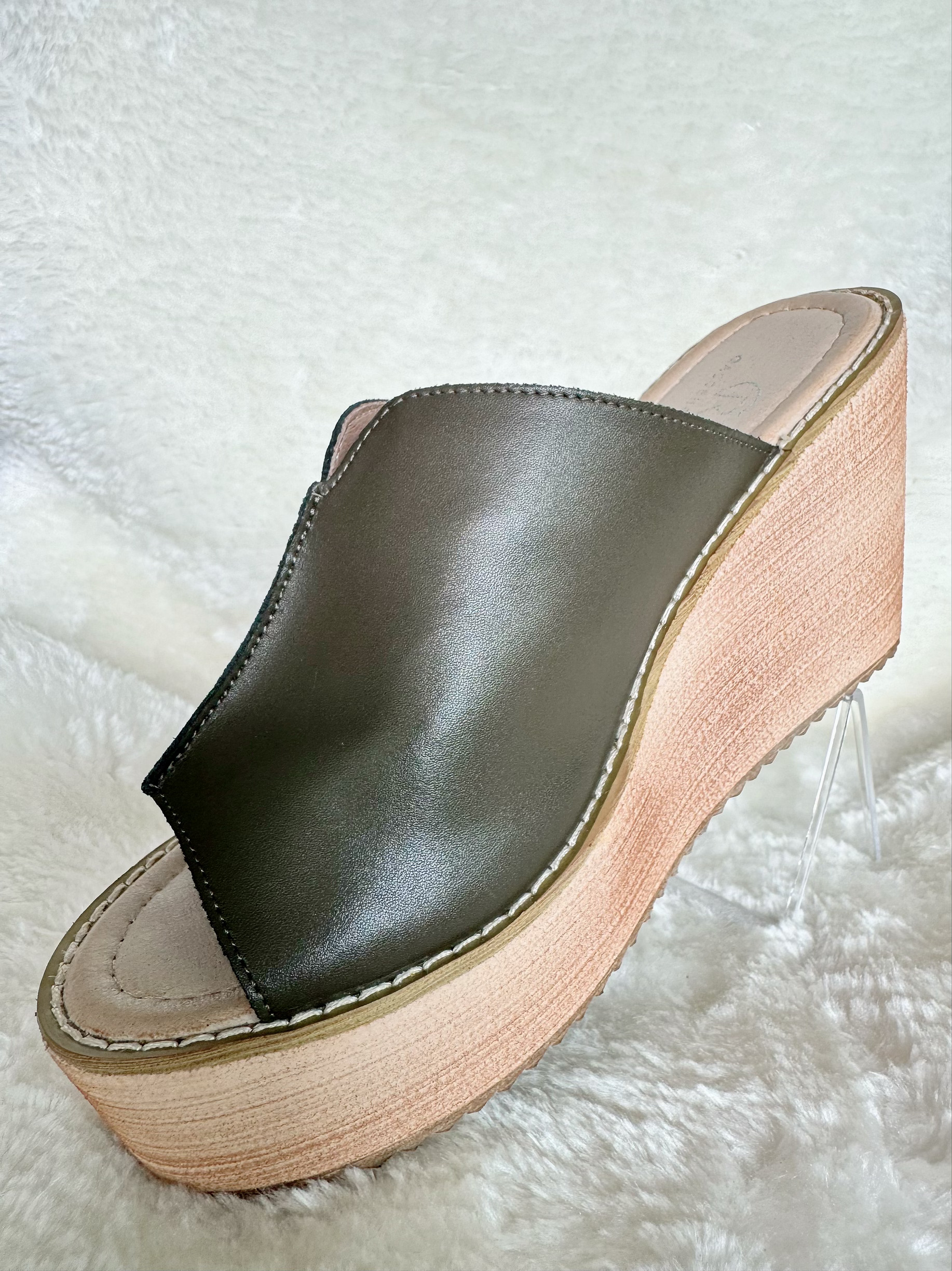LANA Leather Wedges