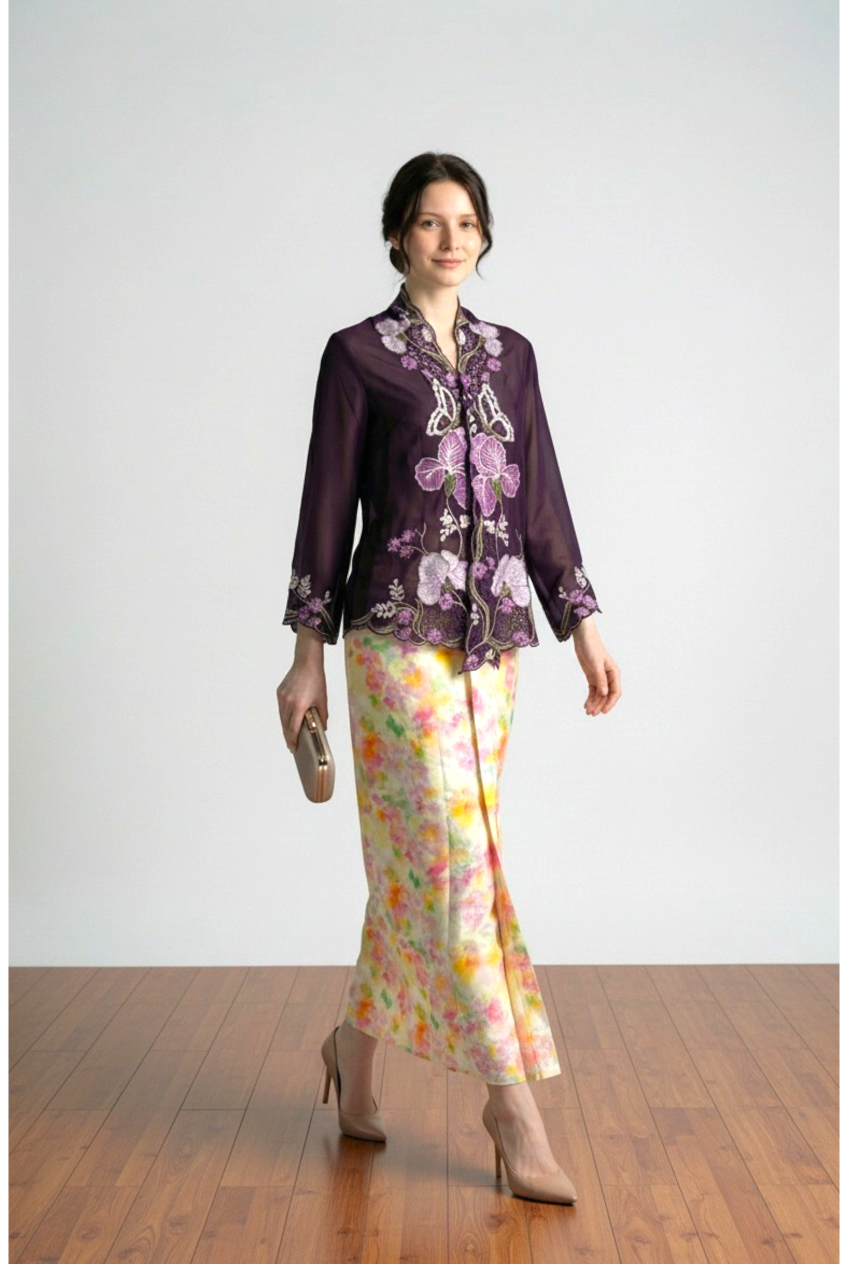 SURI KEBAYA