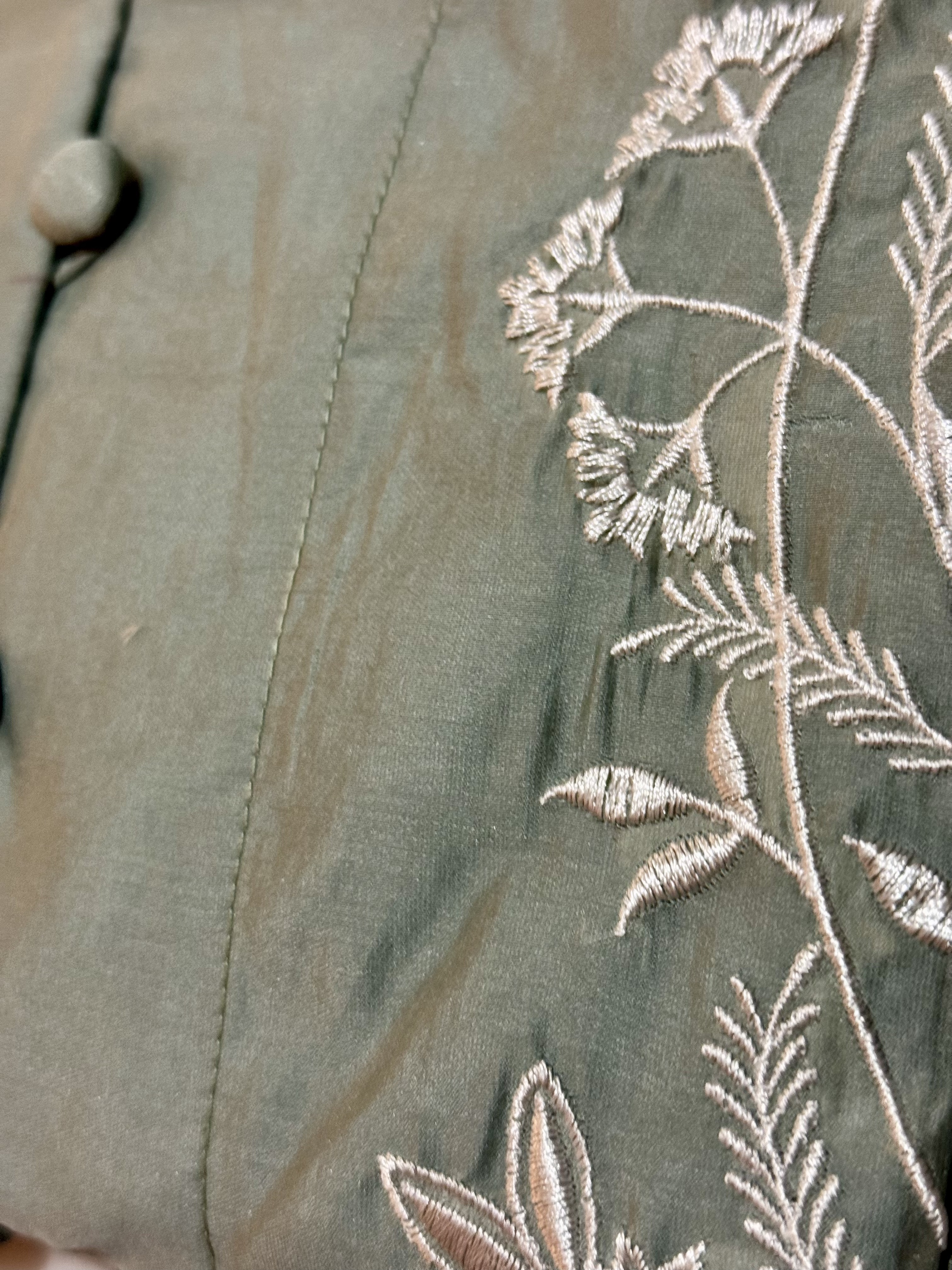 LIORA Embroidery Long Top