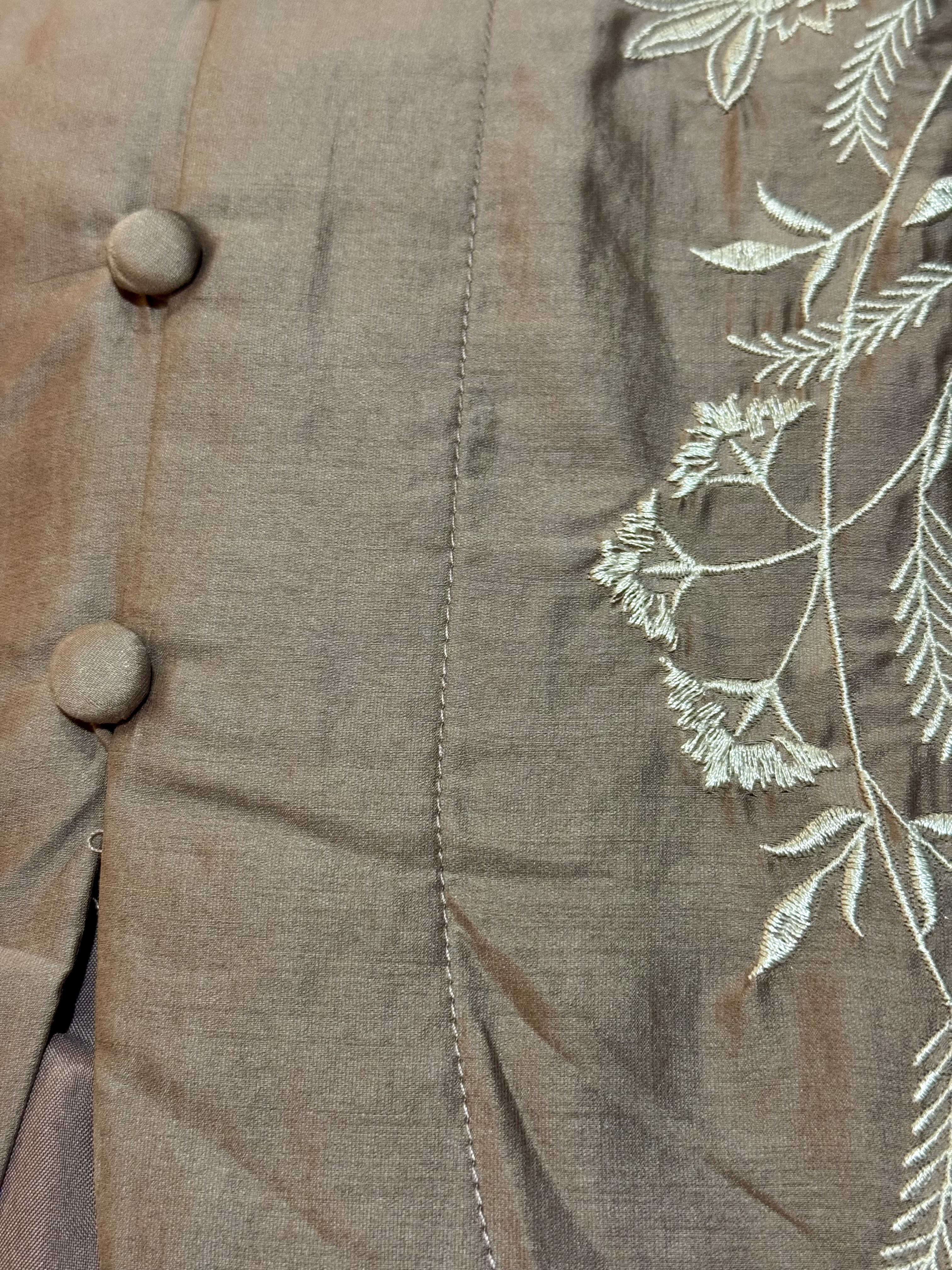 LIORA Embroidery Long Top