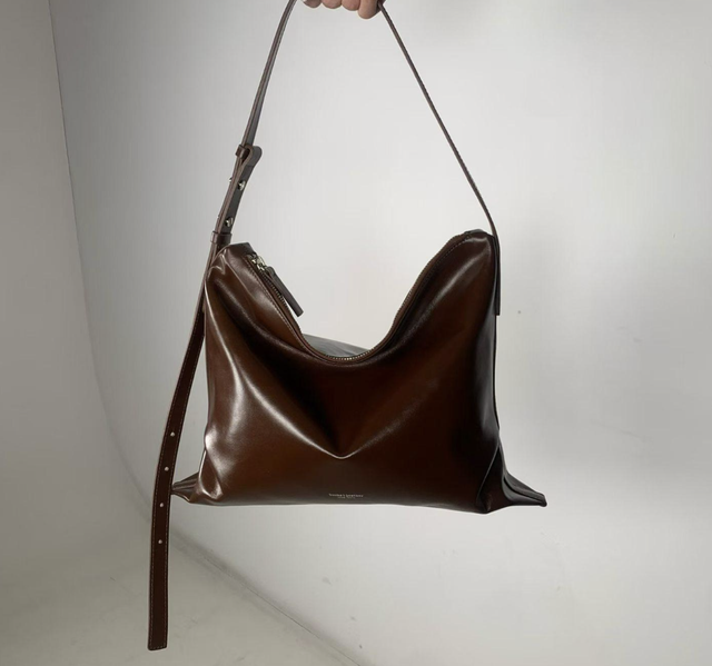 L6 | Relaxed Chic Shoulder Crossbody Bag Large