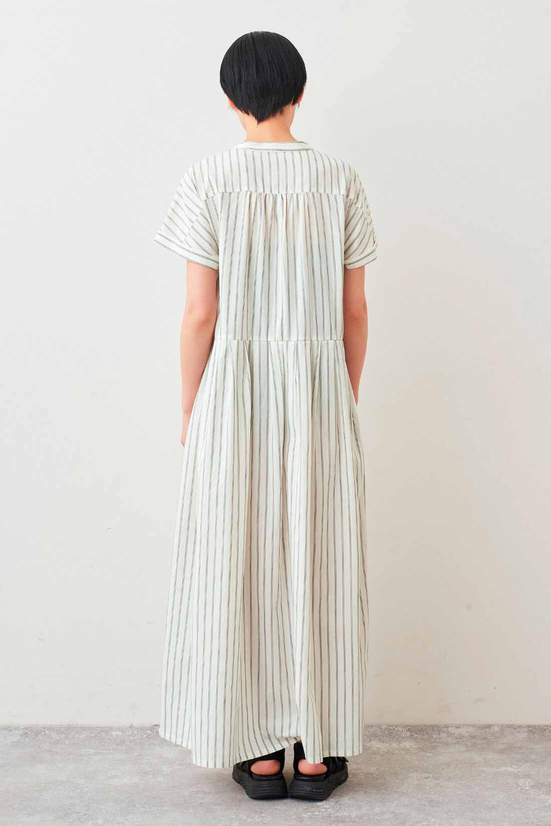 A2｜Leg-Lengthening Dress - White