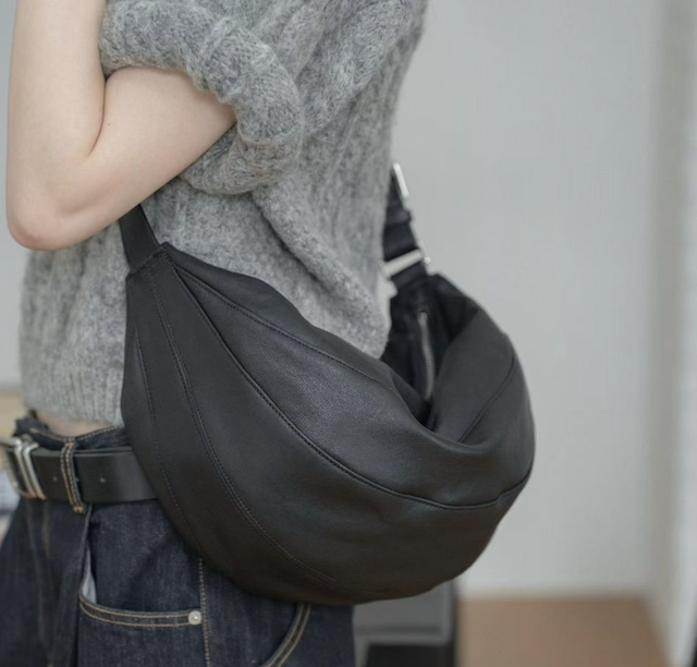 R1 | Sleek Hobo Bag