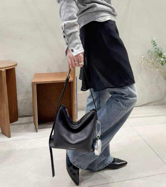 F6 | French Petit Sling Bag