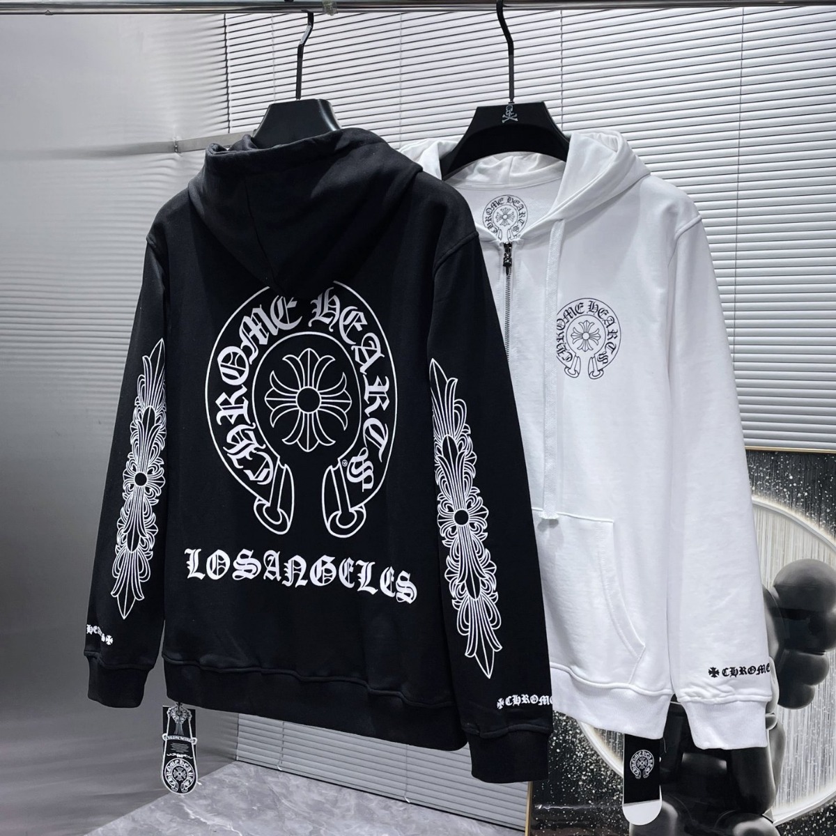 Chrome Hearts クロムハーツ   CH ASP ホースシュー パーカー メンズ レディース スウェット 男女兼用 2色兼用 レディース メンズ 
