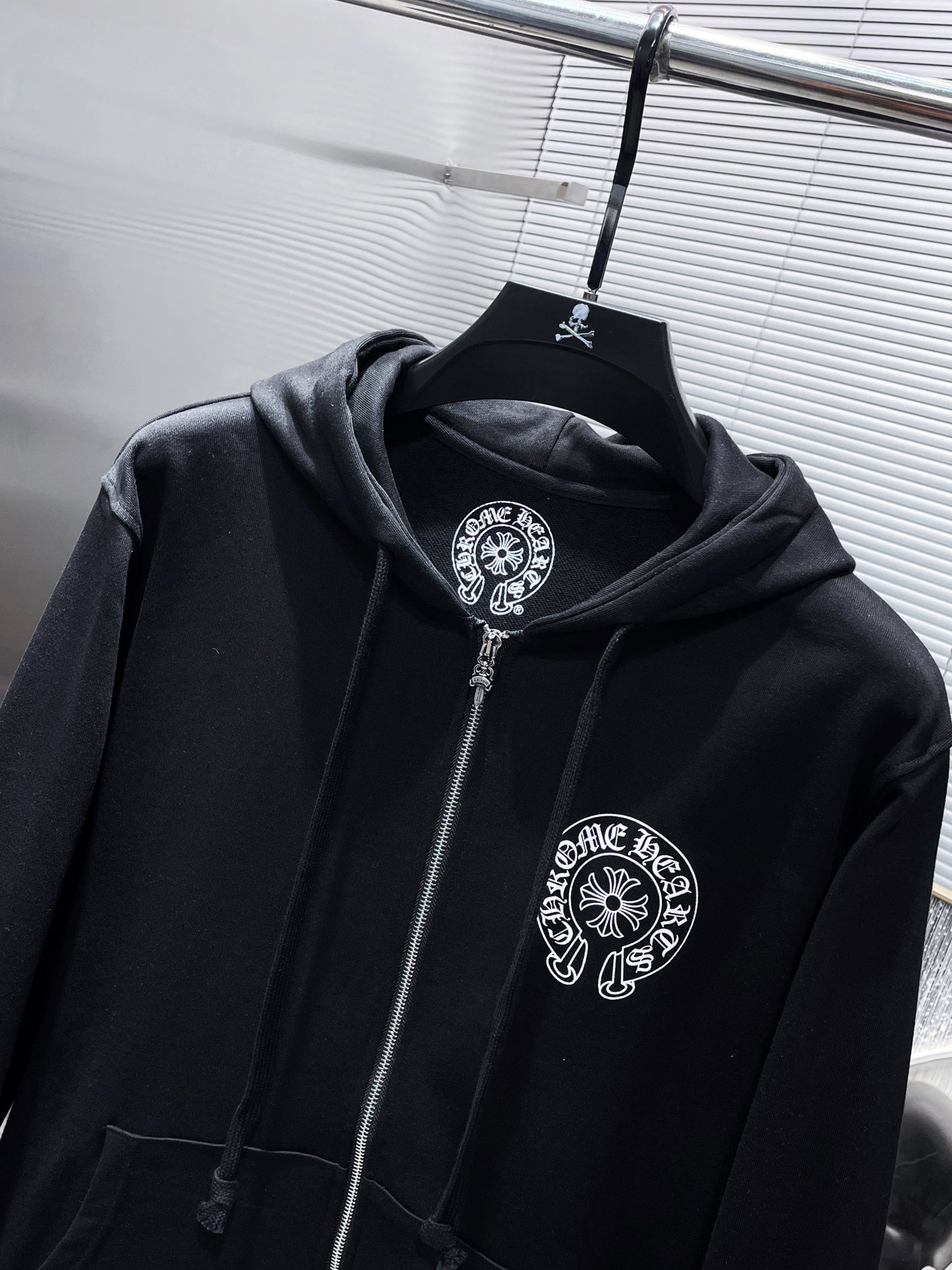 Chrome Hearts クロムハーツ   CH ASP ホースシュー パーカー メンズ レディース スウェット 男女兼用 2色兼用 レディース メンズ 