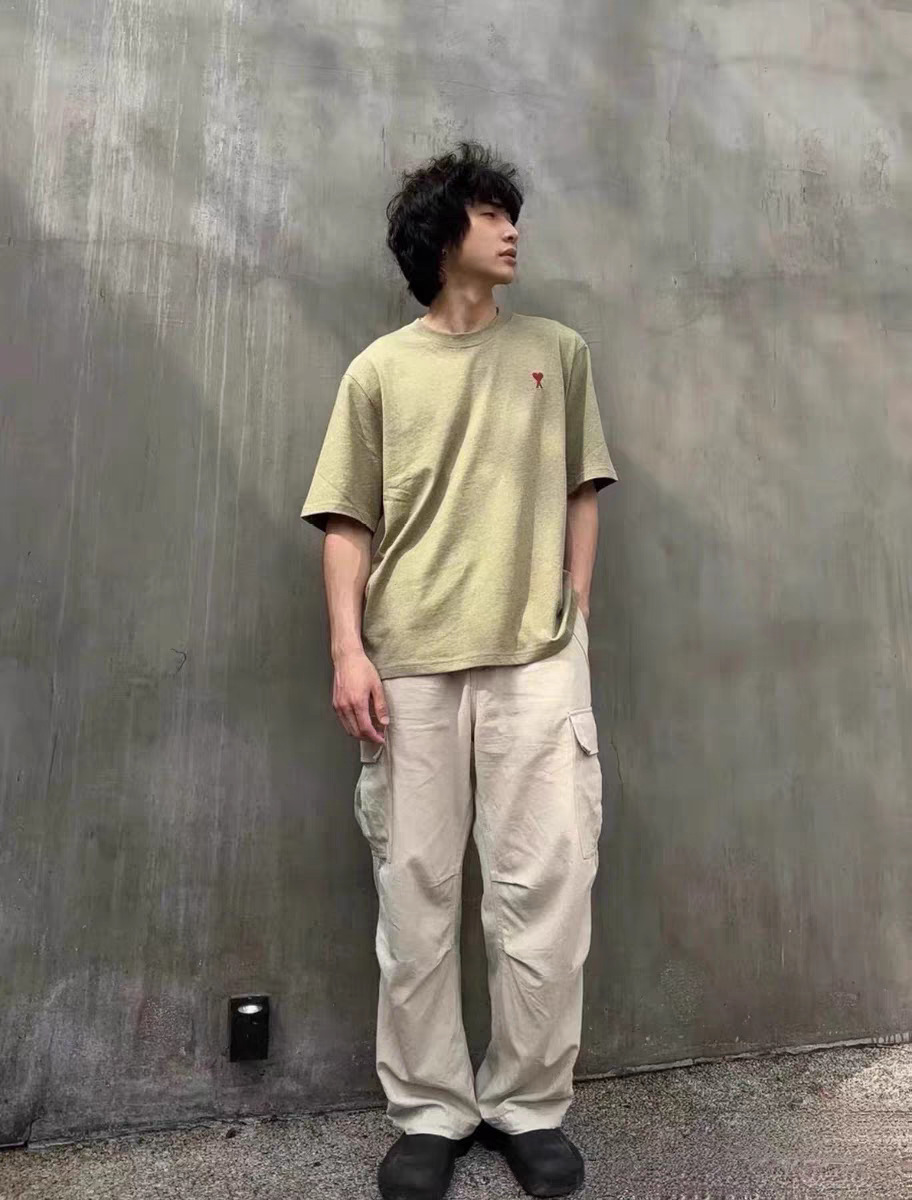 アミ・パリス ロゴプリントオーガニックコットン半袖Tシャツ