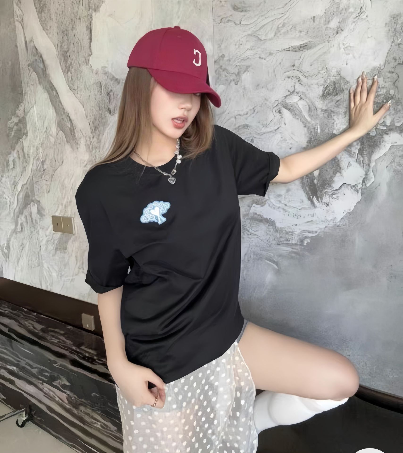 アミ・パリス ロゴプリントオーガニックコットン半袖Tシャツ