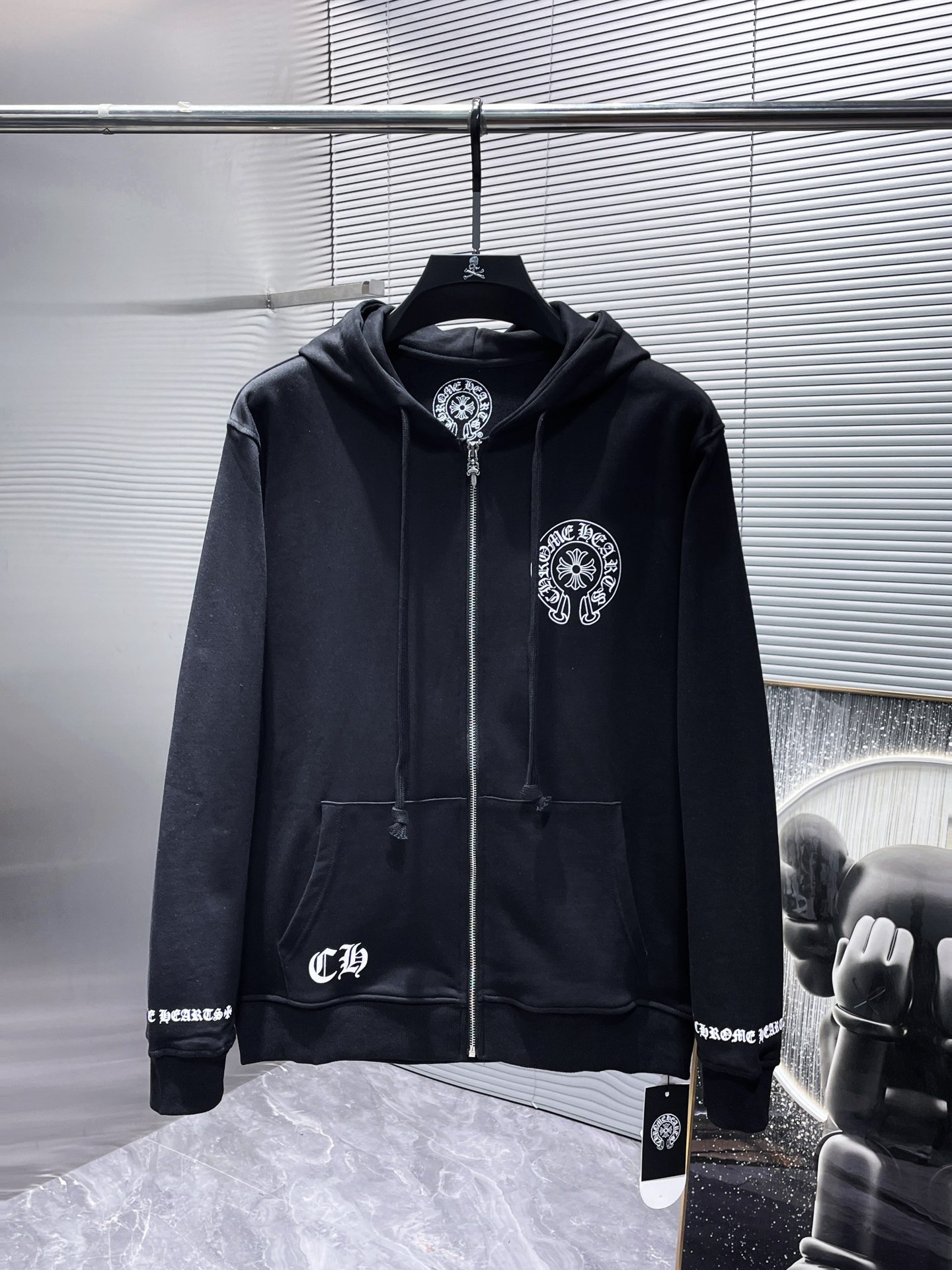 Chrome Hearts クロムハーツ   CH ASP ホースシュー パーカー メンズ レディース スウェット 男女兼用 2色兼用 レディース メンズ 