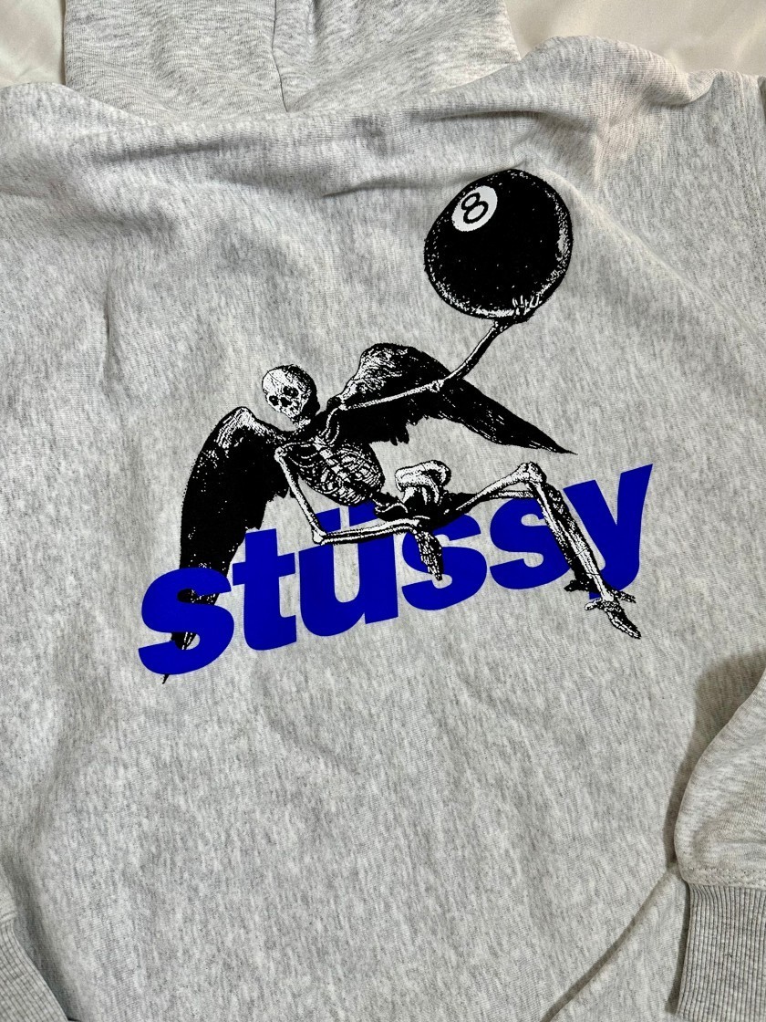 Stussy ステューシー  Apocalypse Zip Hoodie 2色兼用 男女兼用 レディース メンズ ST45  ST41