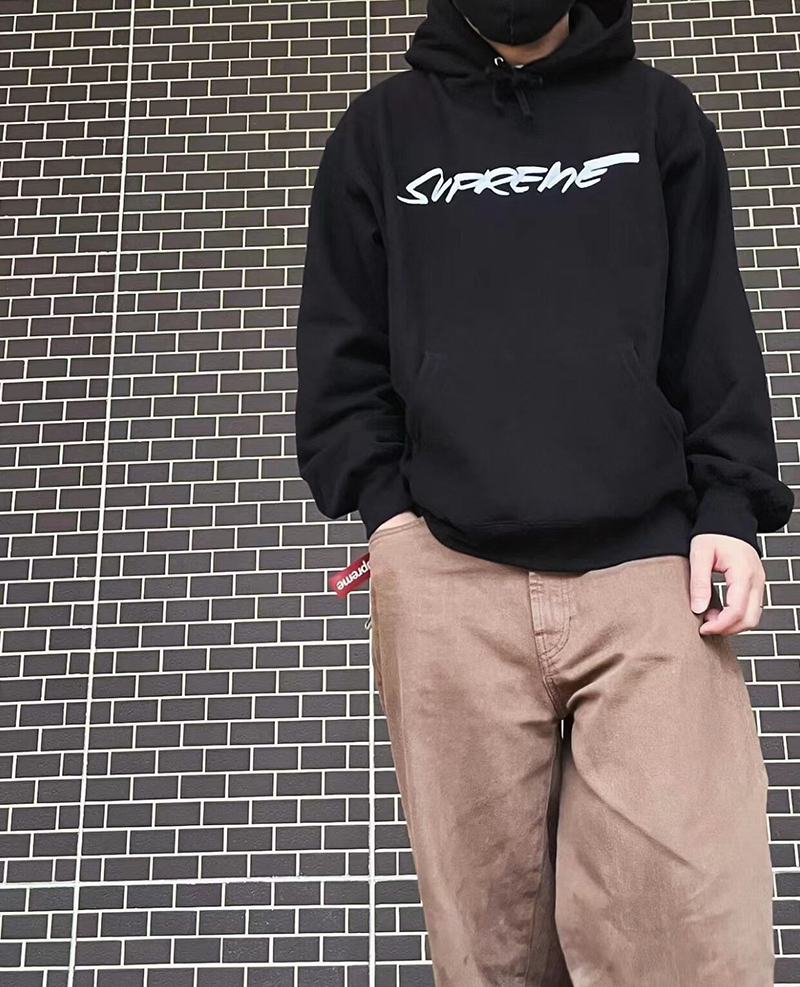 Supreme   シュプリーム   軽やかな素材のフード付きパーカー  2色兼用 男女兼用 レディース メンズ    E564