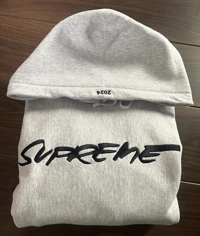 Supreme   シュプリーム   軽やかな素材のフード付きパーカー  2色兼用 男女兼用 レディース メンズ    E564