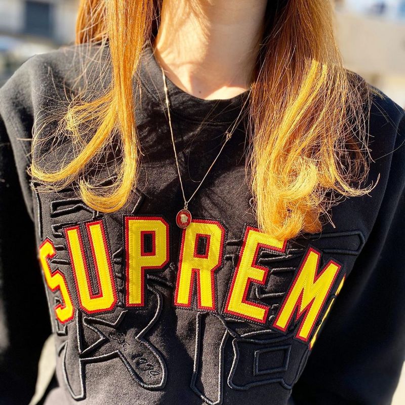 Supreme   シュプリーム   おしゃれな柄のフード付きトップス  4色兼用 男女兼用 レディース メンズ    E517