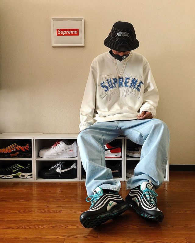 Supreme   シュプリーム   おしゃれな柄のフード付きトップス  4色兼用 男女兼用 レディース メンズ    E517