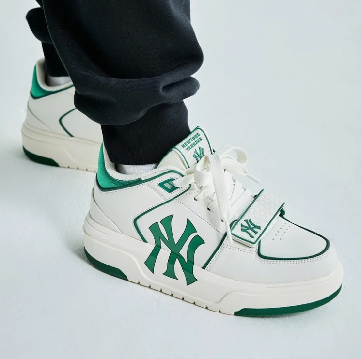 エムエルビーコリア  新作 CHUNKY Liner Mid 厚底スニーカー