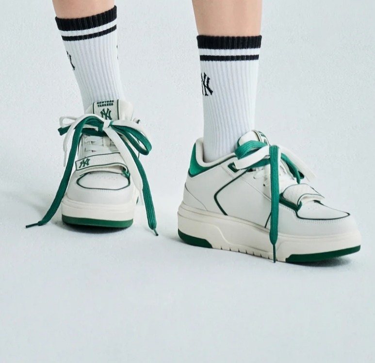 エムエルビーコリア  新作 CHUNKY Liner Mid 厚底スニーカー