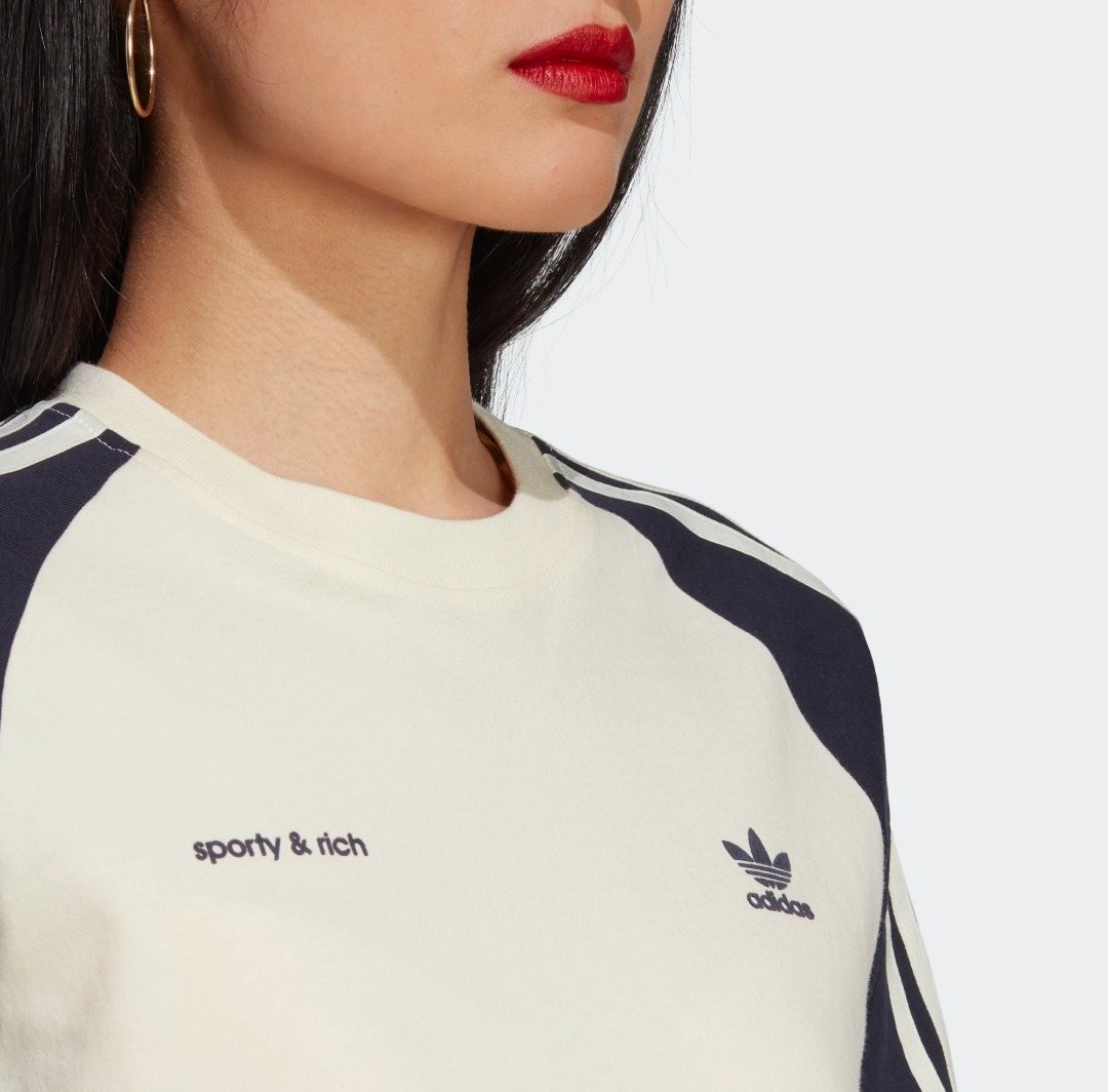 アディダス  × sporty &amp; rich スリーストライプス 半袖Tシャツ