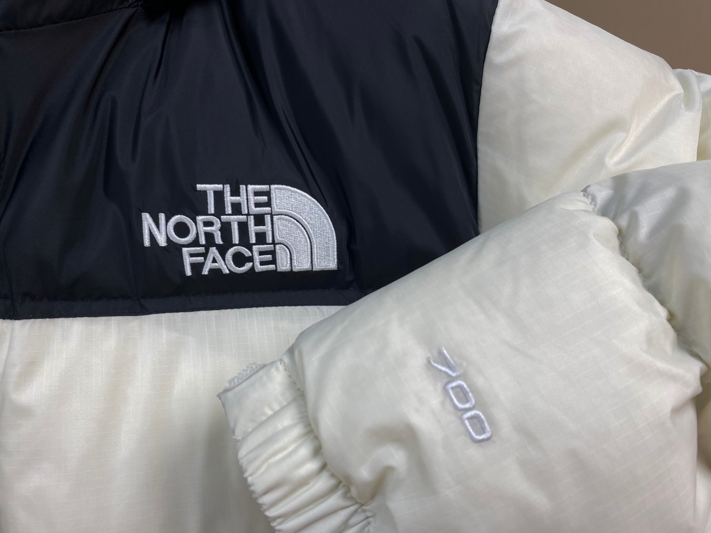 ザ・ノース・フェイス  ダウンジャケット  1996 Eco Nuptse Jacket ダウンジャケット 11色兼用 男女兼用 レディース メンズ