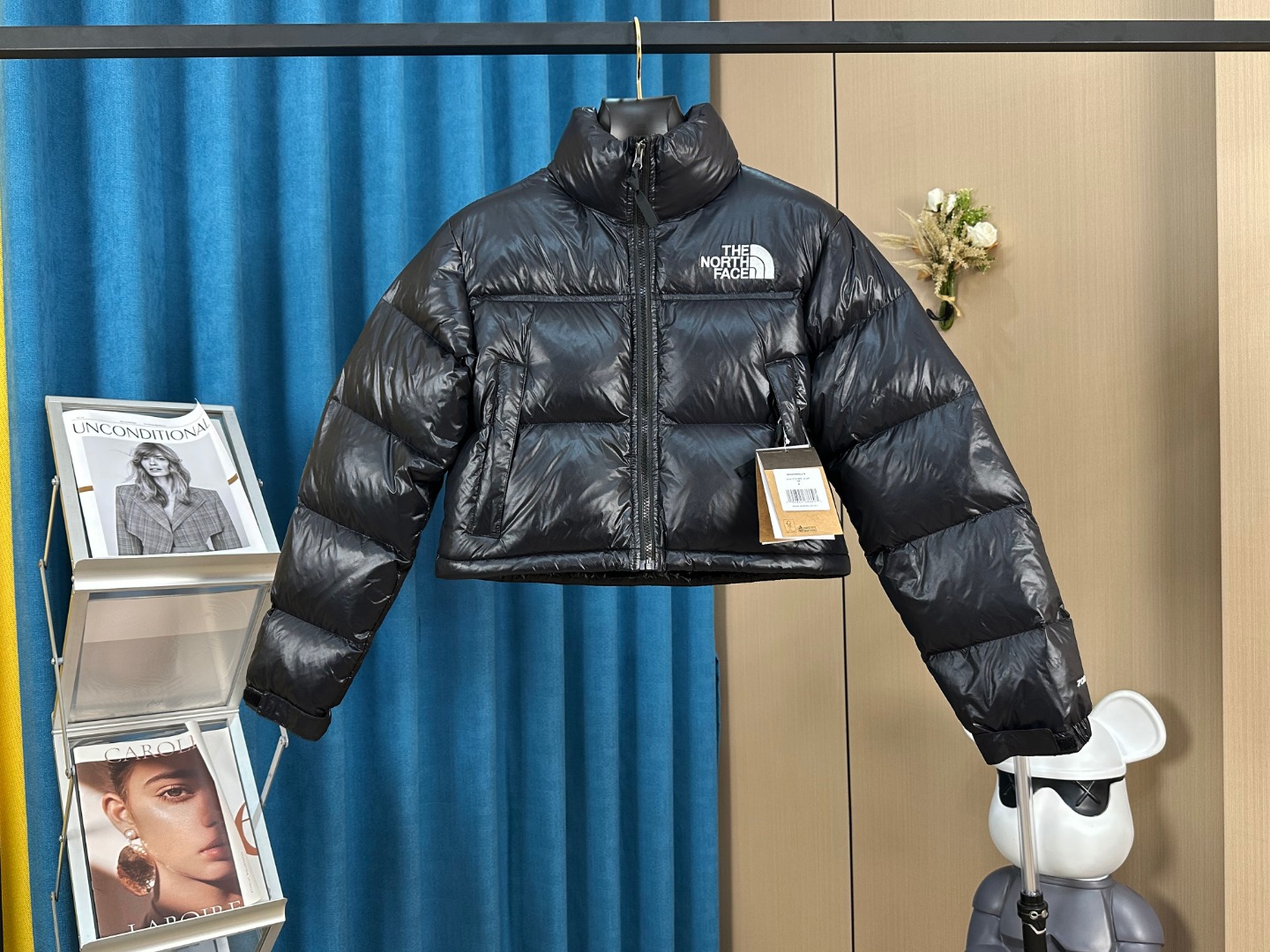 ザ・ノース・フェイス Jacket Down Jacket 3色兼用 レディース ヌプシ ジャケット コート ダウン ダウンジャケット ケンダル・ジェンナー Kendall Jenner