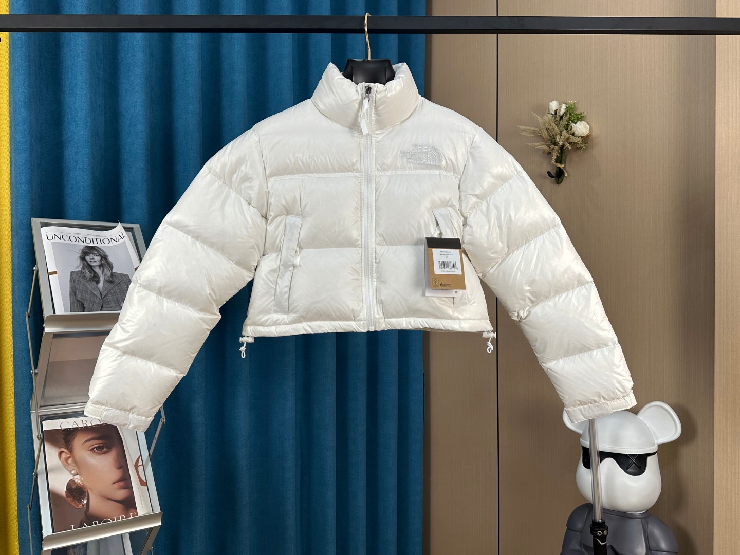 ザ・ノース・フェイス Jacket Down Jacket 3色兼用 レディース ヌプシ ジャケット コート ダウン ダウンジャケット ケンダル・ジェンナー Kendall Jenner