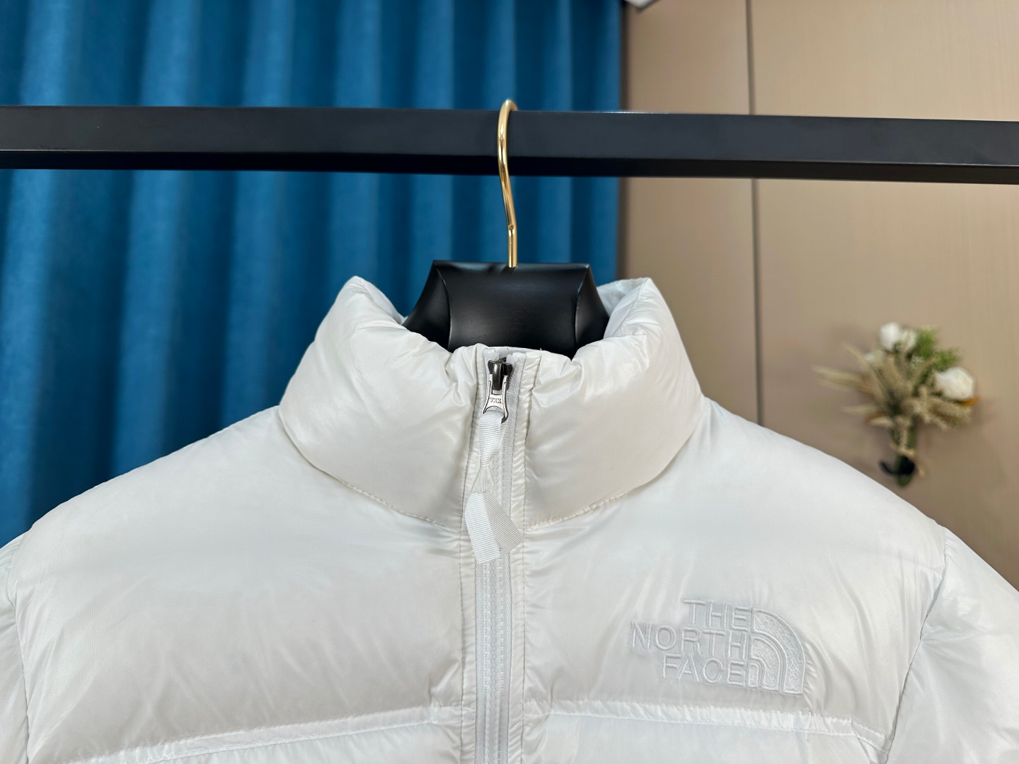 ザ・ノース・フェイス Jacket Down Jacket 3色兼用 レディース ヌプシ ジャケット コート ダウン ダウンジャケット ケンダル・ジェンナー Kendall Jenner