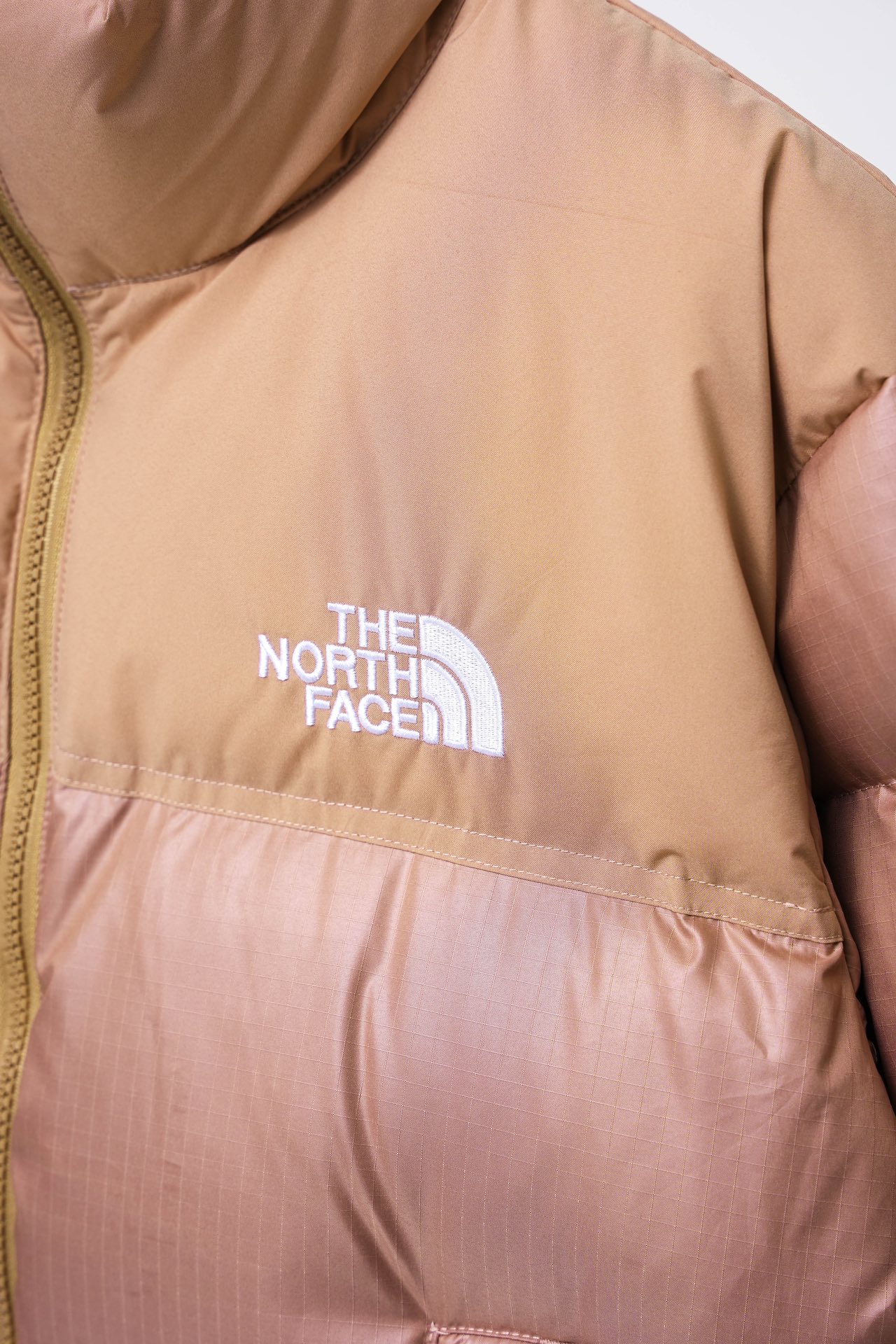 ザ・ノース・フェイス W'S Novelty Nuptse Down Jacket Se チョン・ソミ Jeon Somi 4色兼用 レディース ヌプシ ジャケット コート ダウン ダウンジャケット