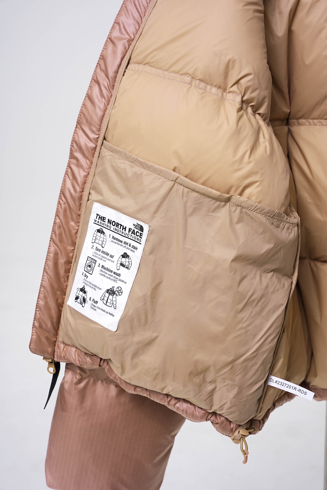 ザ・ノース・フェイス W'S Novelty Nuptse Down Jacket Se チョン・ソミ Jeon Somi 4色兼用 レディース ヌプシ ジャケット コート ダウン ダウンジャケット