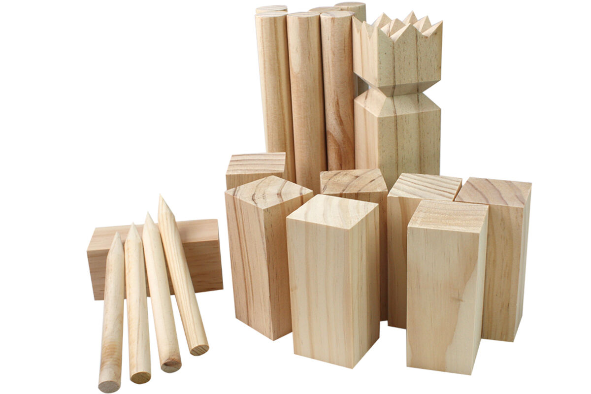 Kubb Game - Cardboard Box with Handle Edition