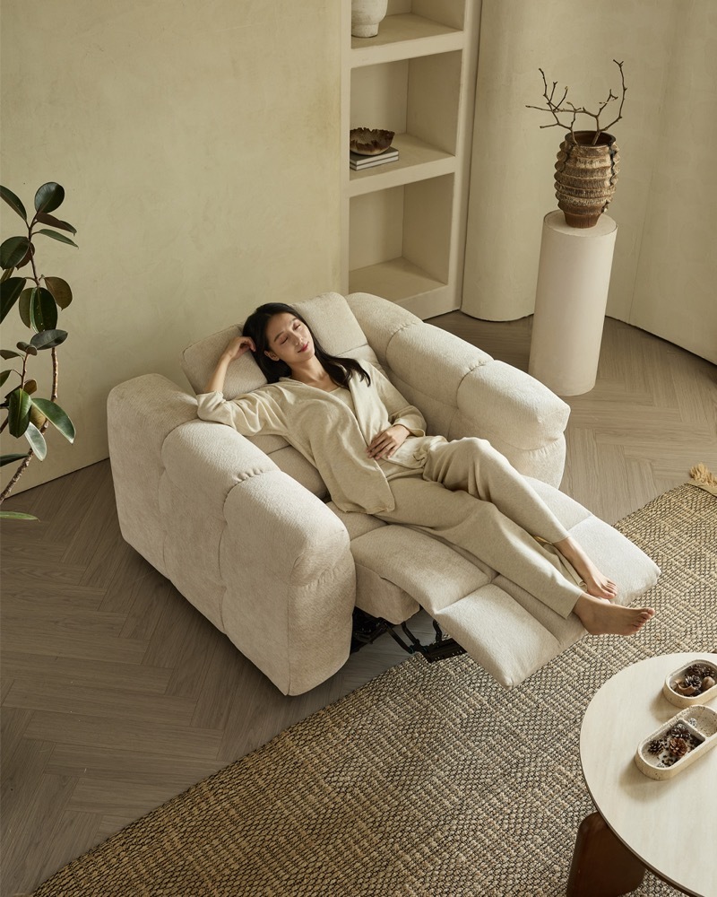 Klara Sofa - Electric Recliner Single Version