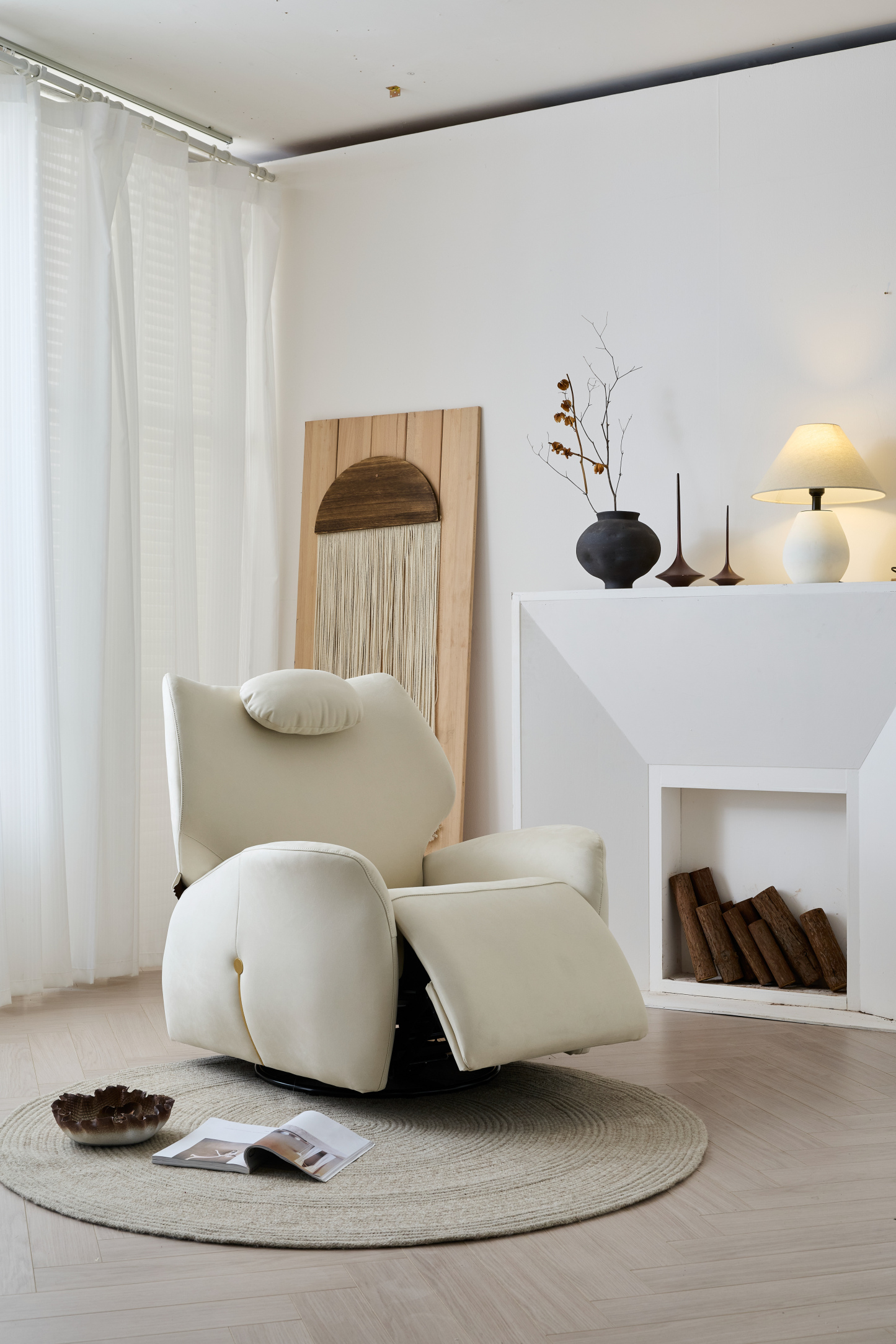 Larissa Nursing Chair