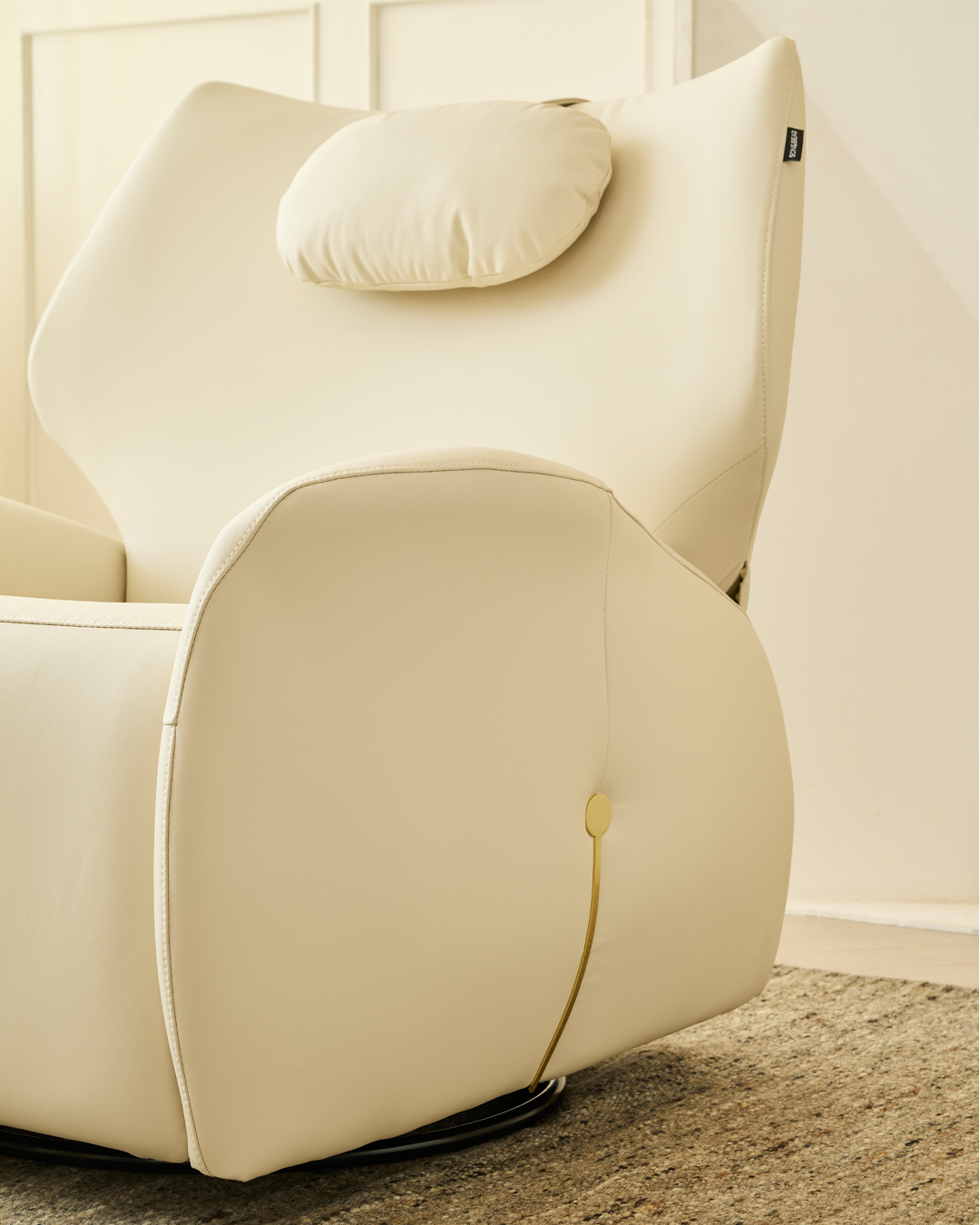 Larissa Nursing Chair