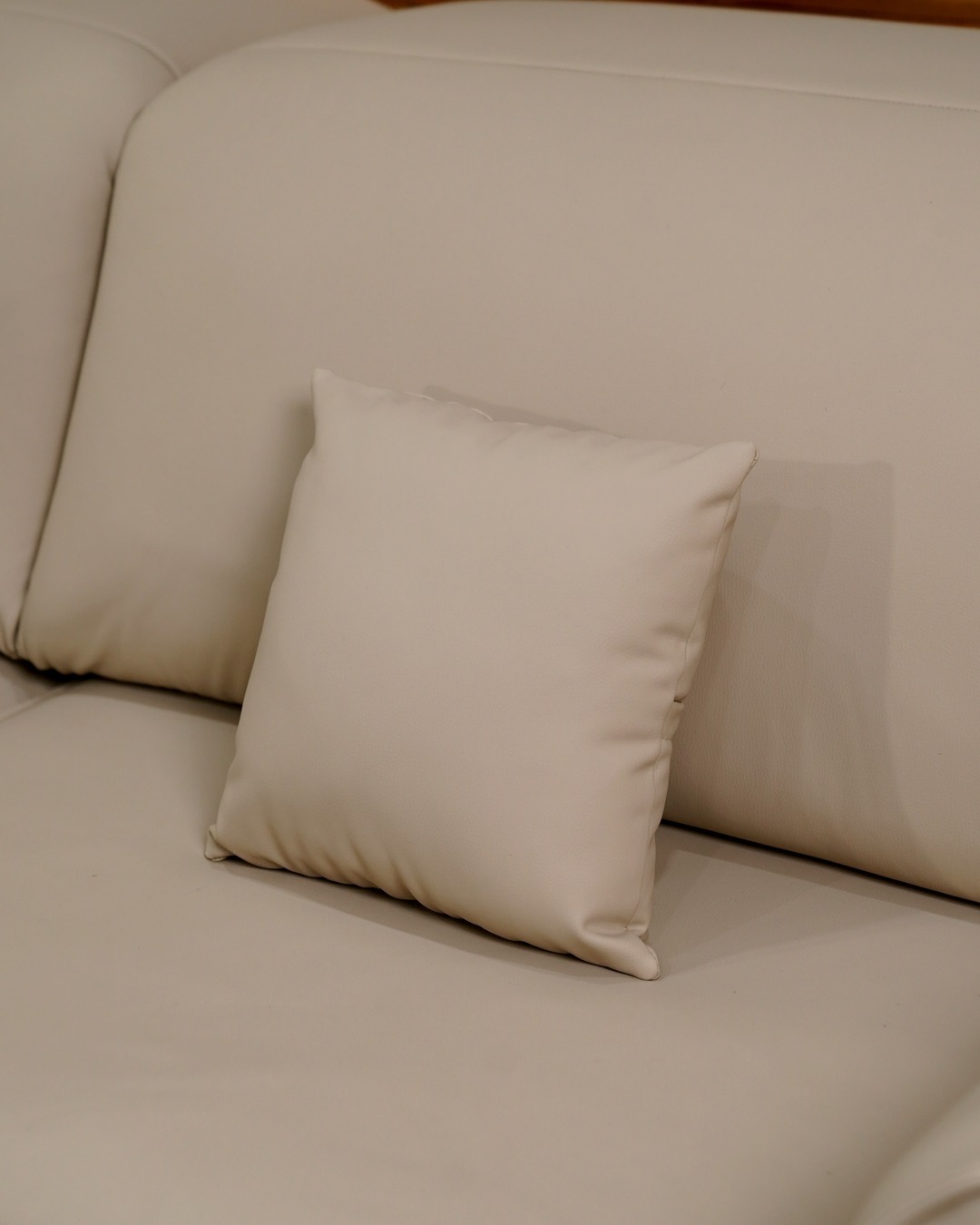 Bellingham Sofa - Extendable 