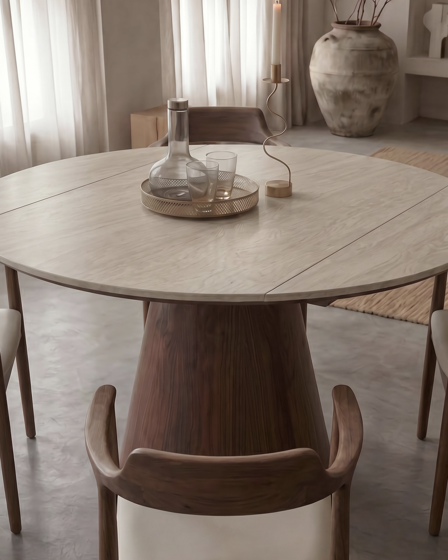 Alvi Extendable Dining Table