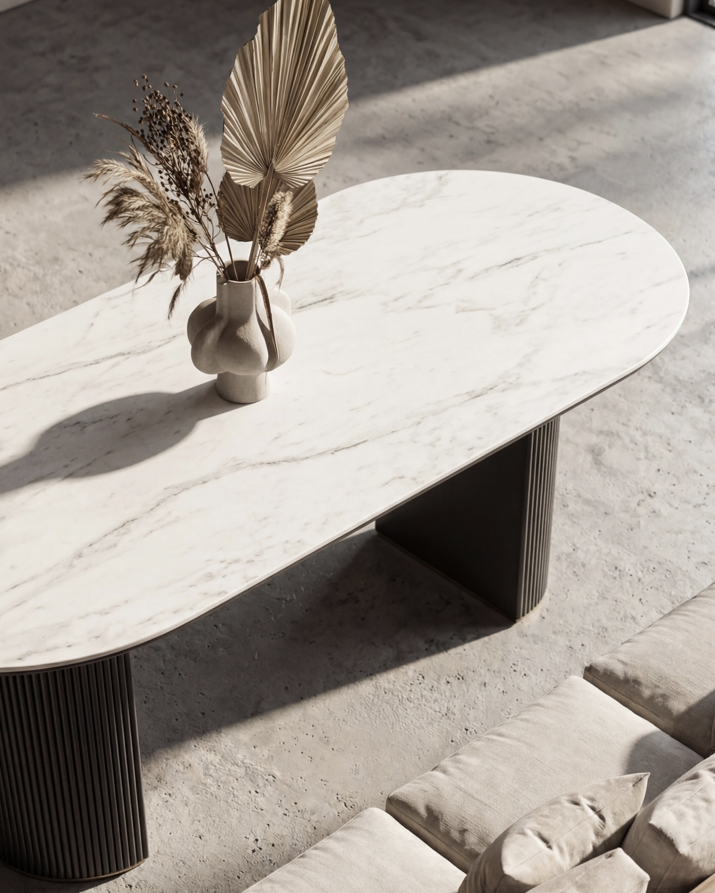 Vara Dining Table
