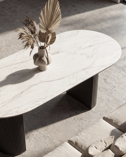 Vara Dining Table