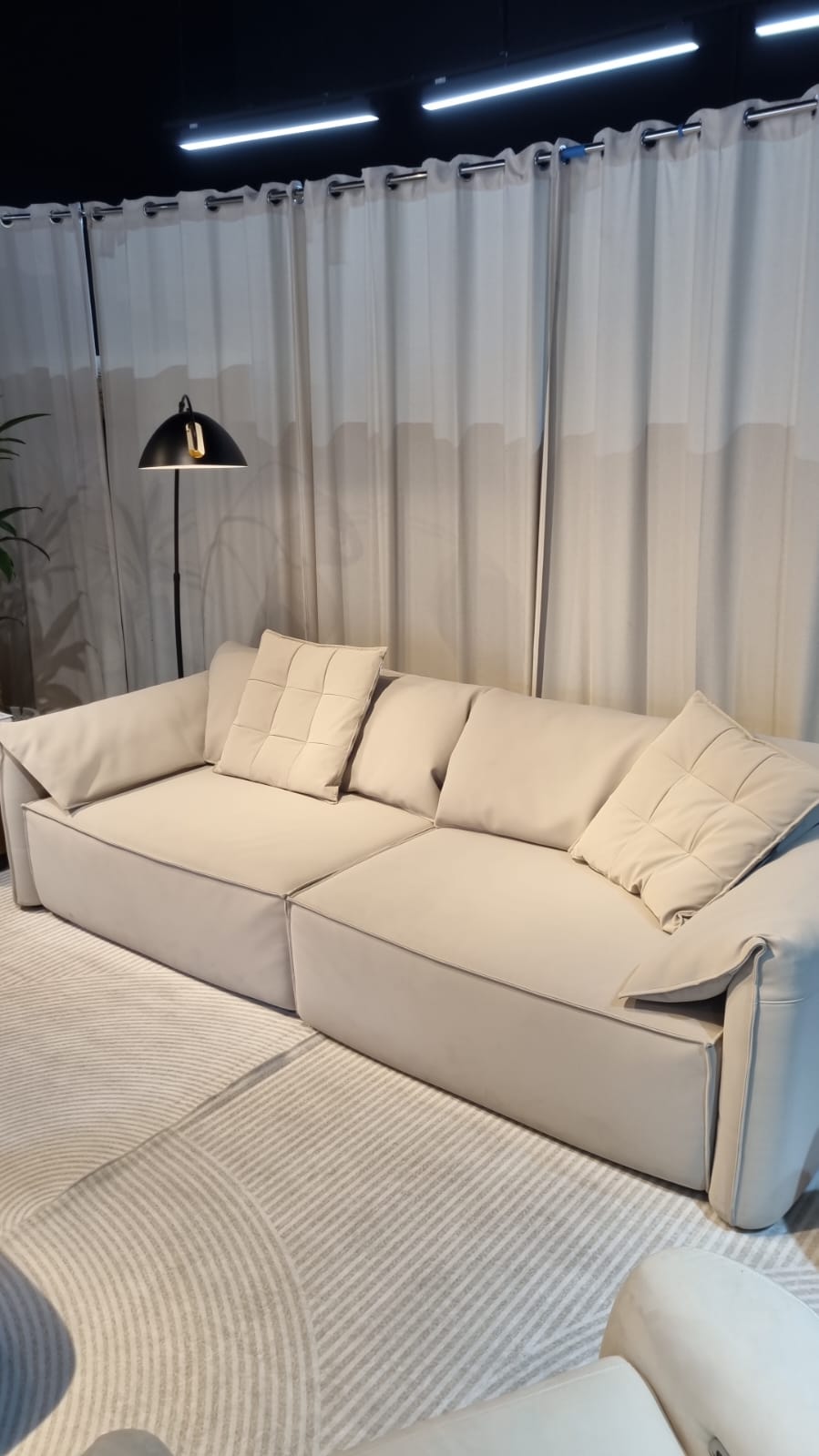 Andrea Sofa 