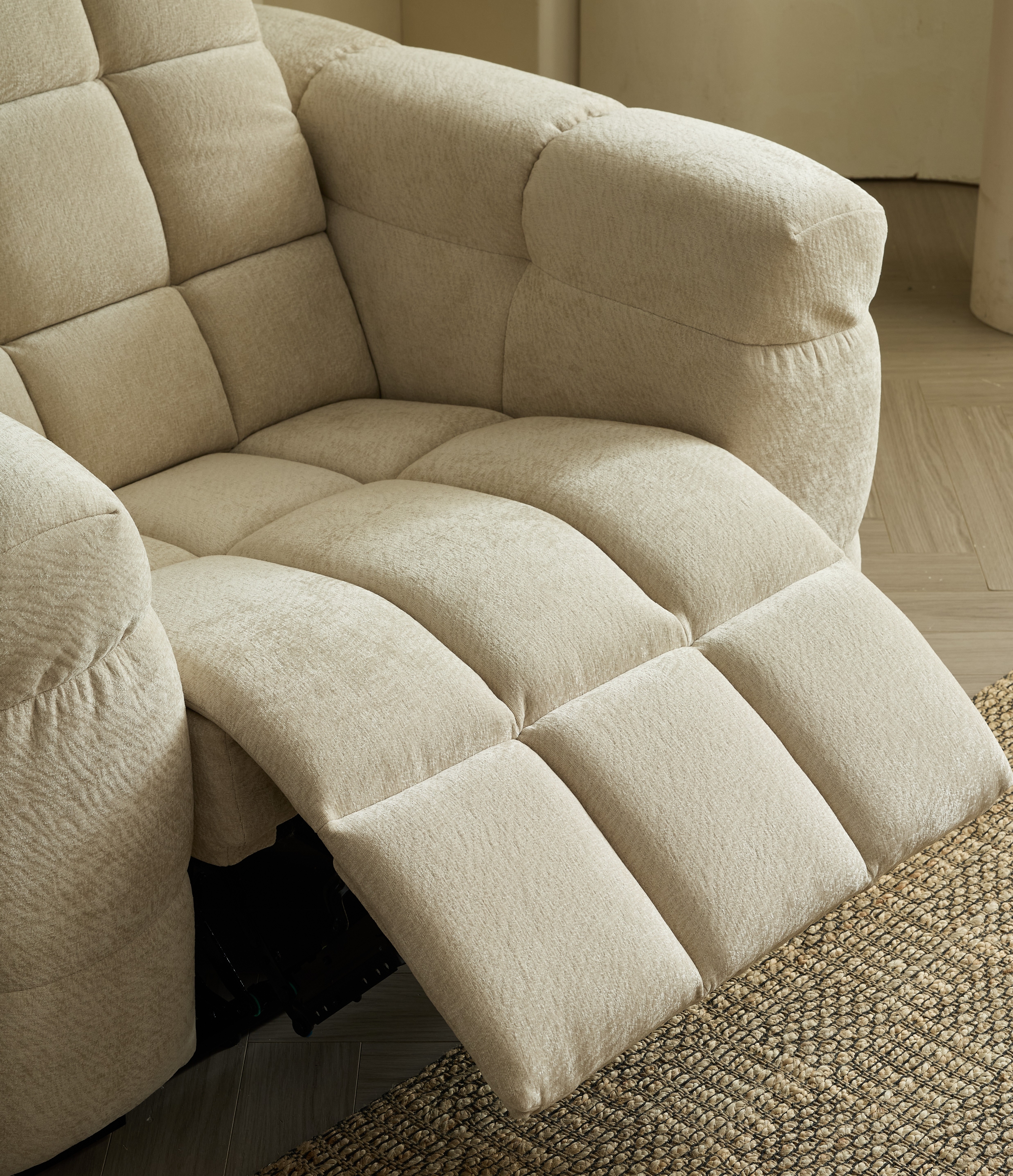 Klara Sofa - Electric Recliner Version