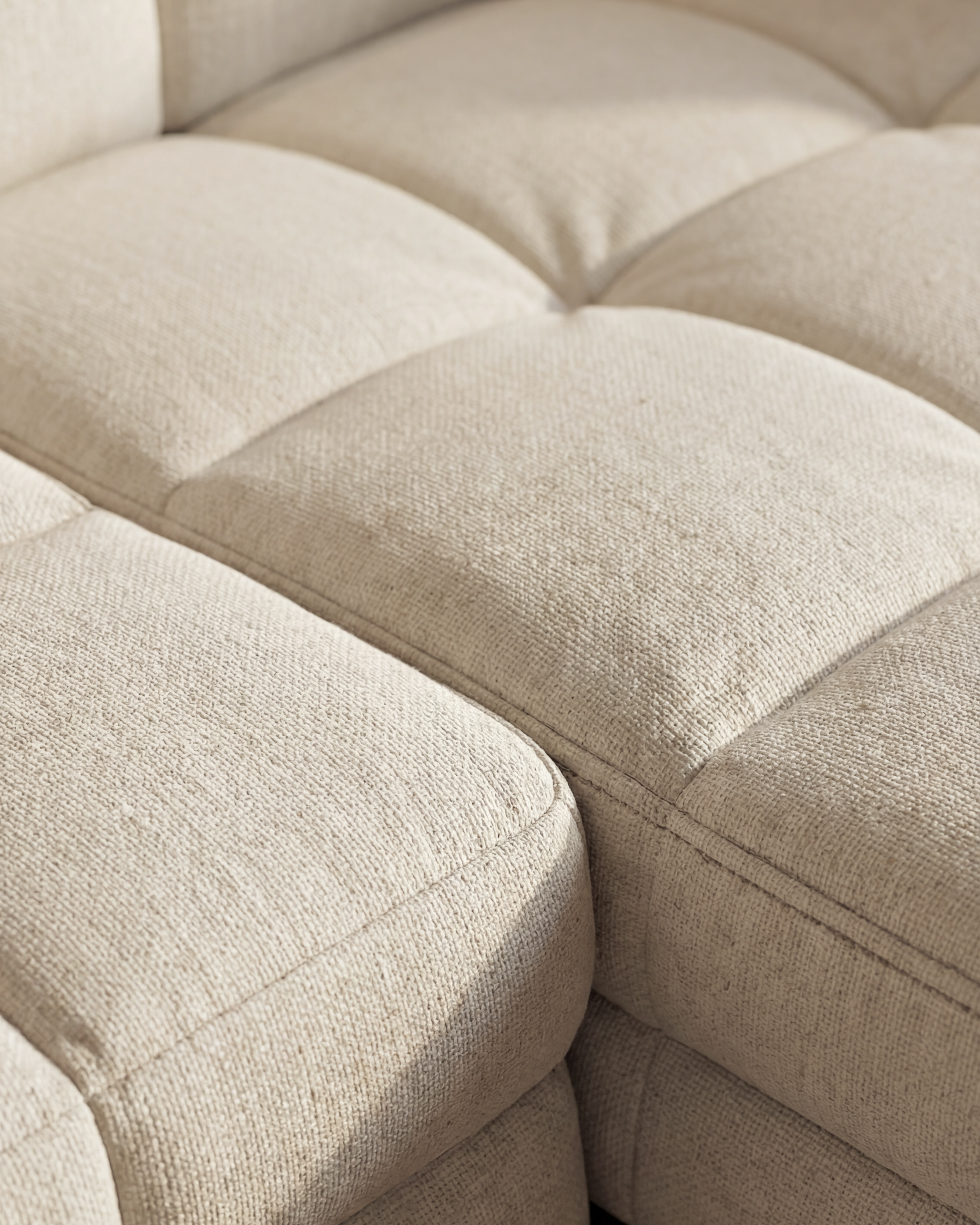 Klara Sofa - Manual Extendable Version