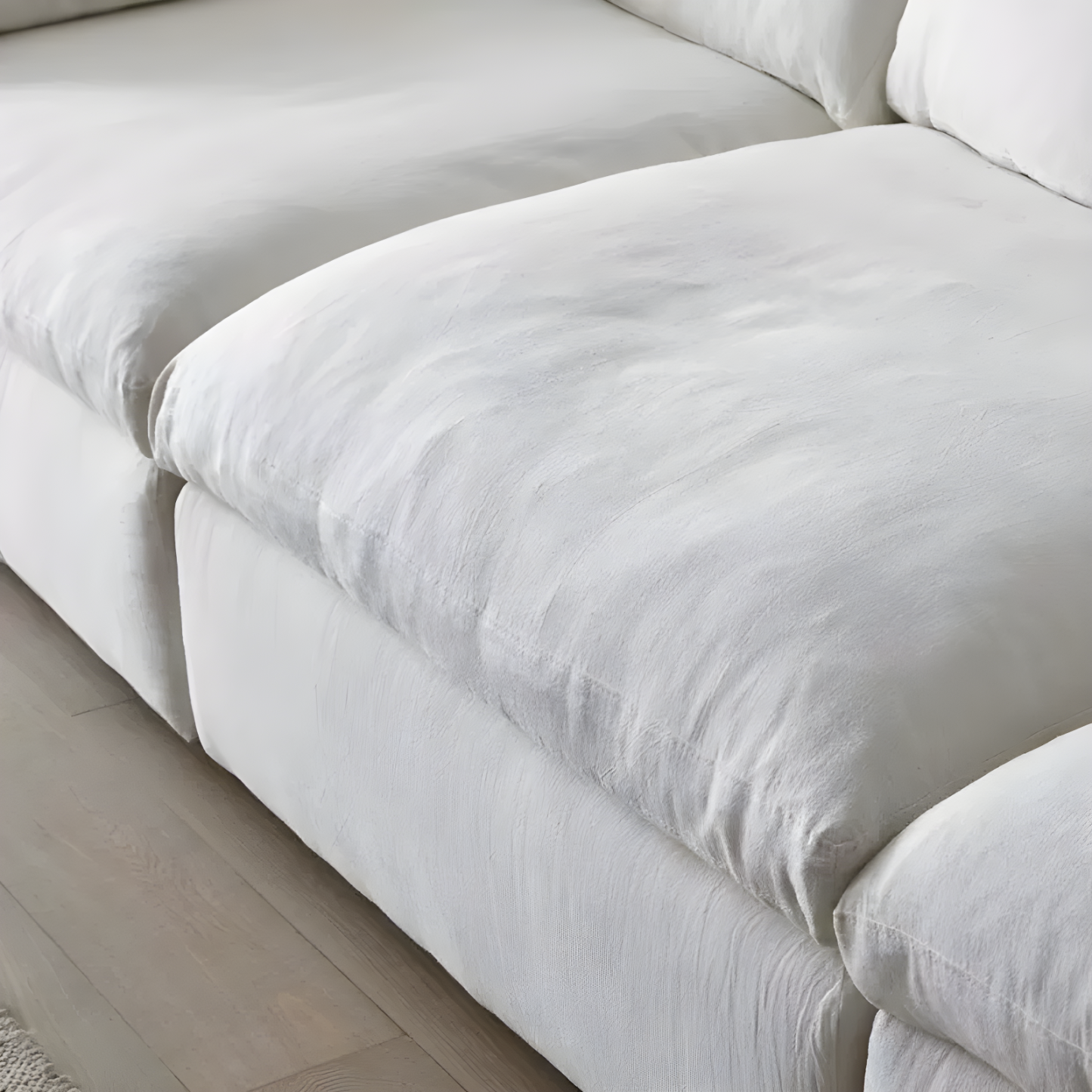 Leia Sofa