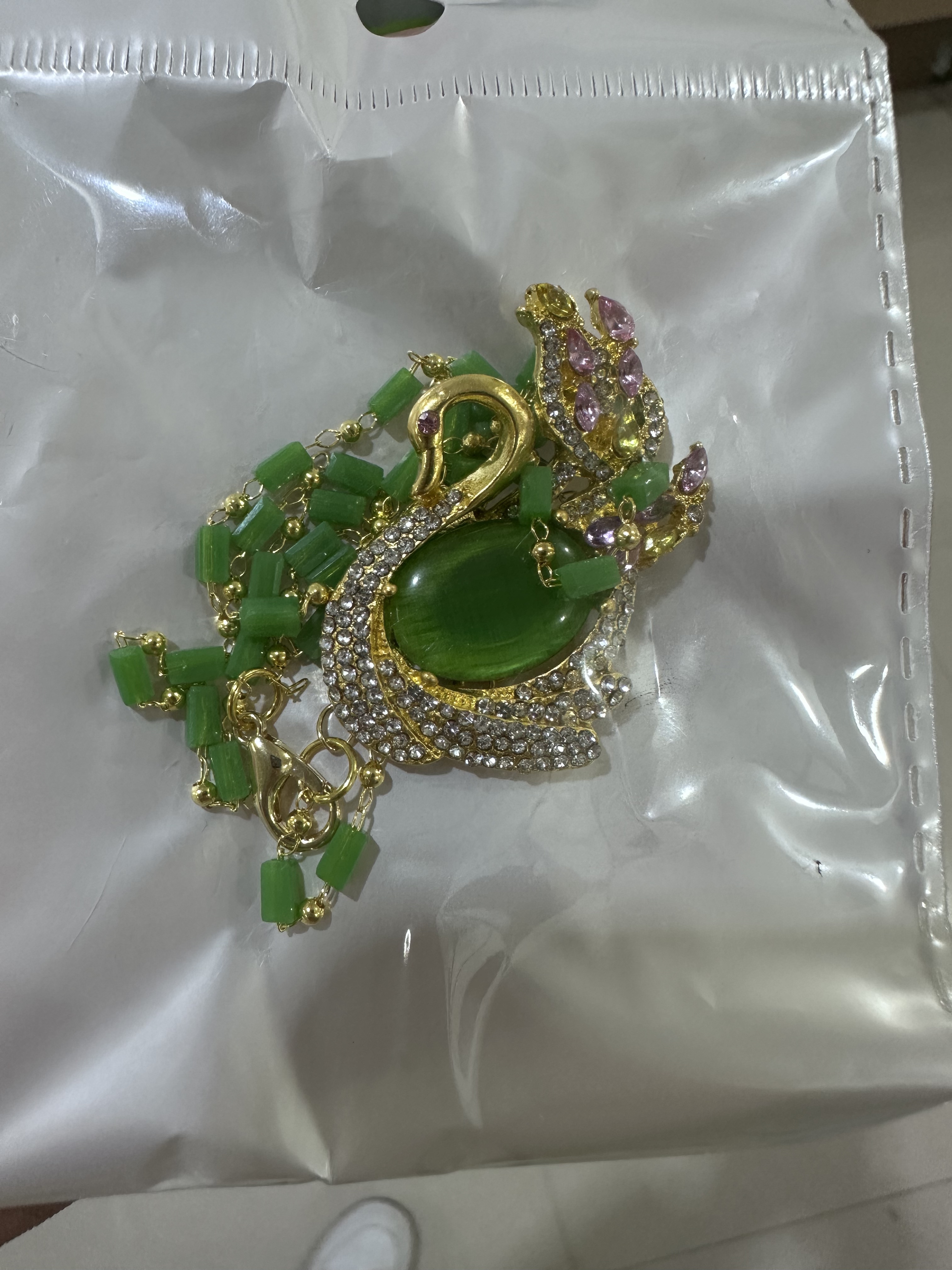 天鹅猫眼石项链