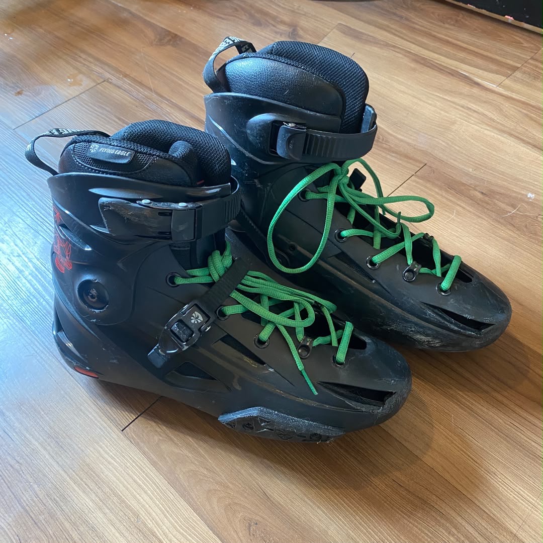 FLYING EAGLE - F3S Urban Inline Skates (EU44 / USED) 