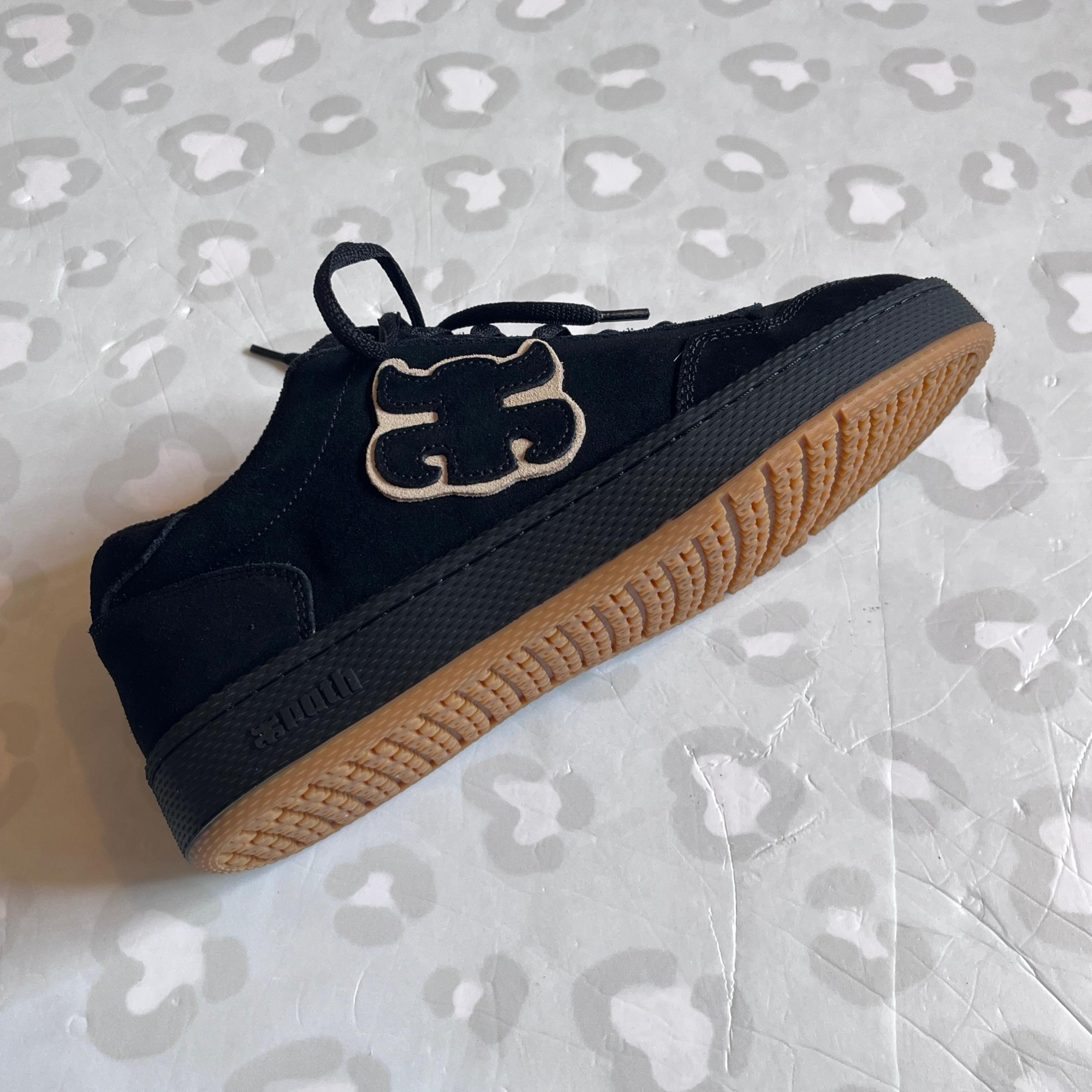 IPATH - 1985 (Black Suede) Skate Shoes