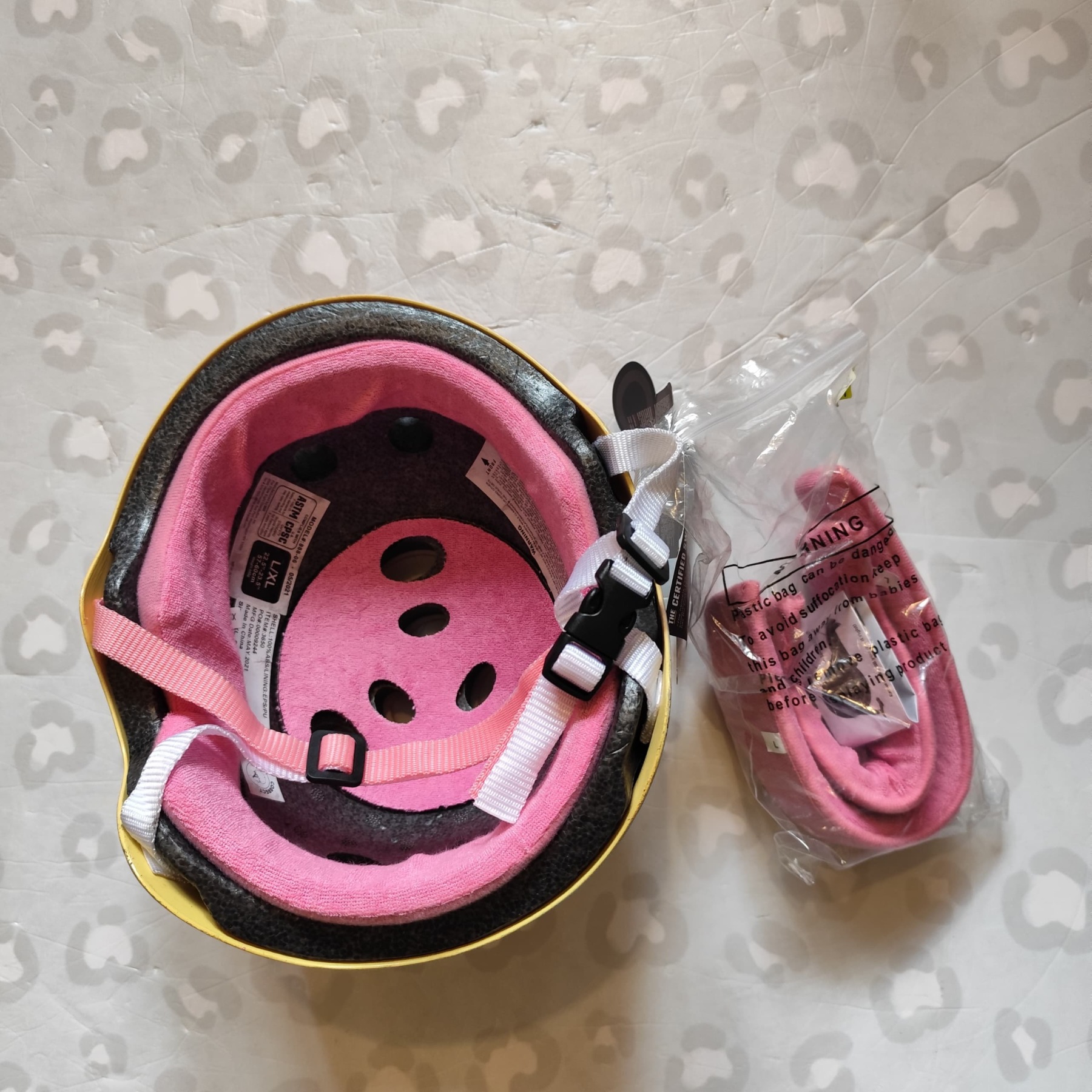 TRIPLE 8 - The Certified Sweatsaver (Shaved Ice) Helmet (DISPLAY UNIT DEAL!)