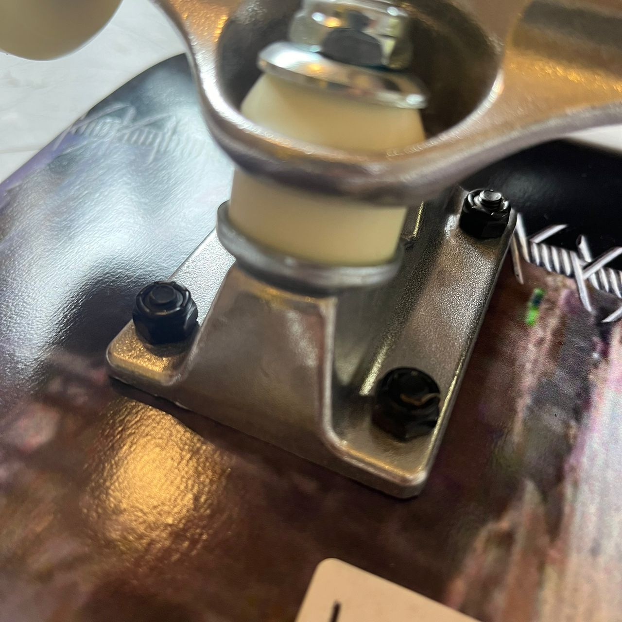 GHARD - Tank 7.0" Complete Skateboard