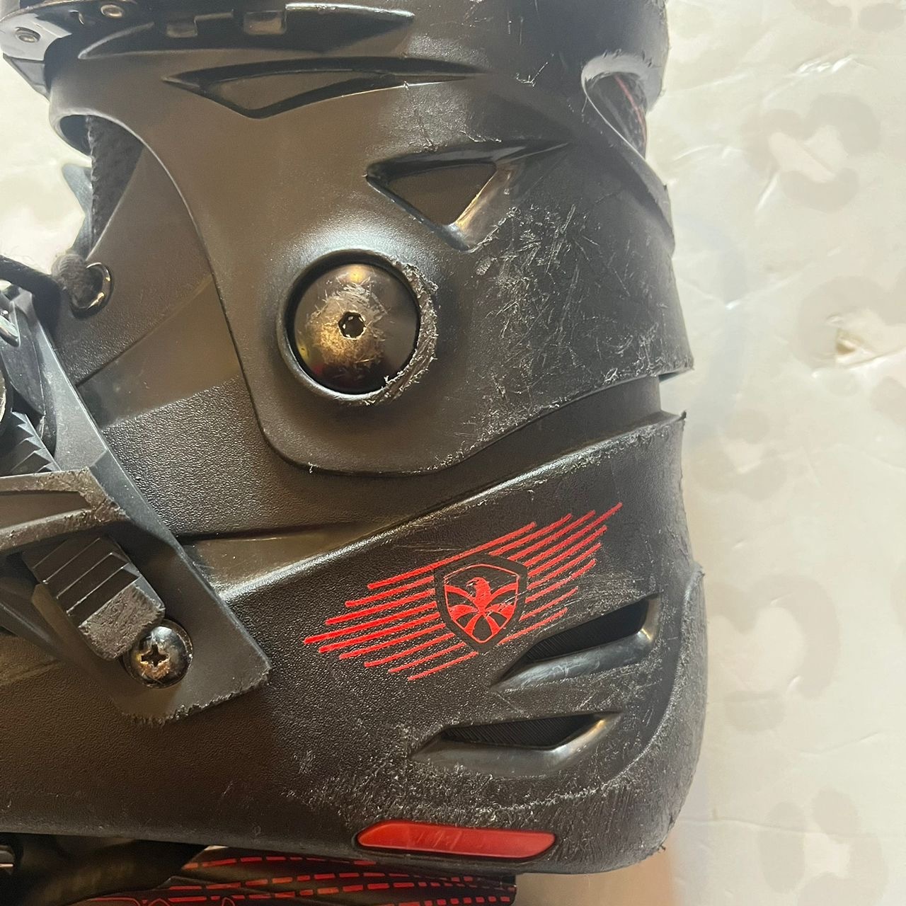 FLYING EAGLE - F4 Raven Urban Inline Skates (EU44 / USED)