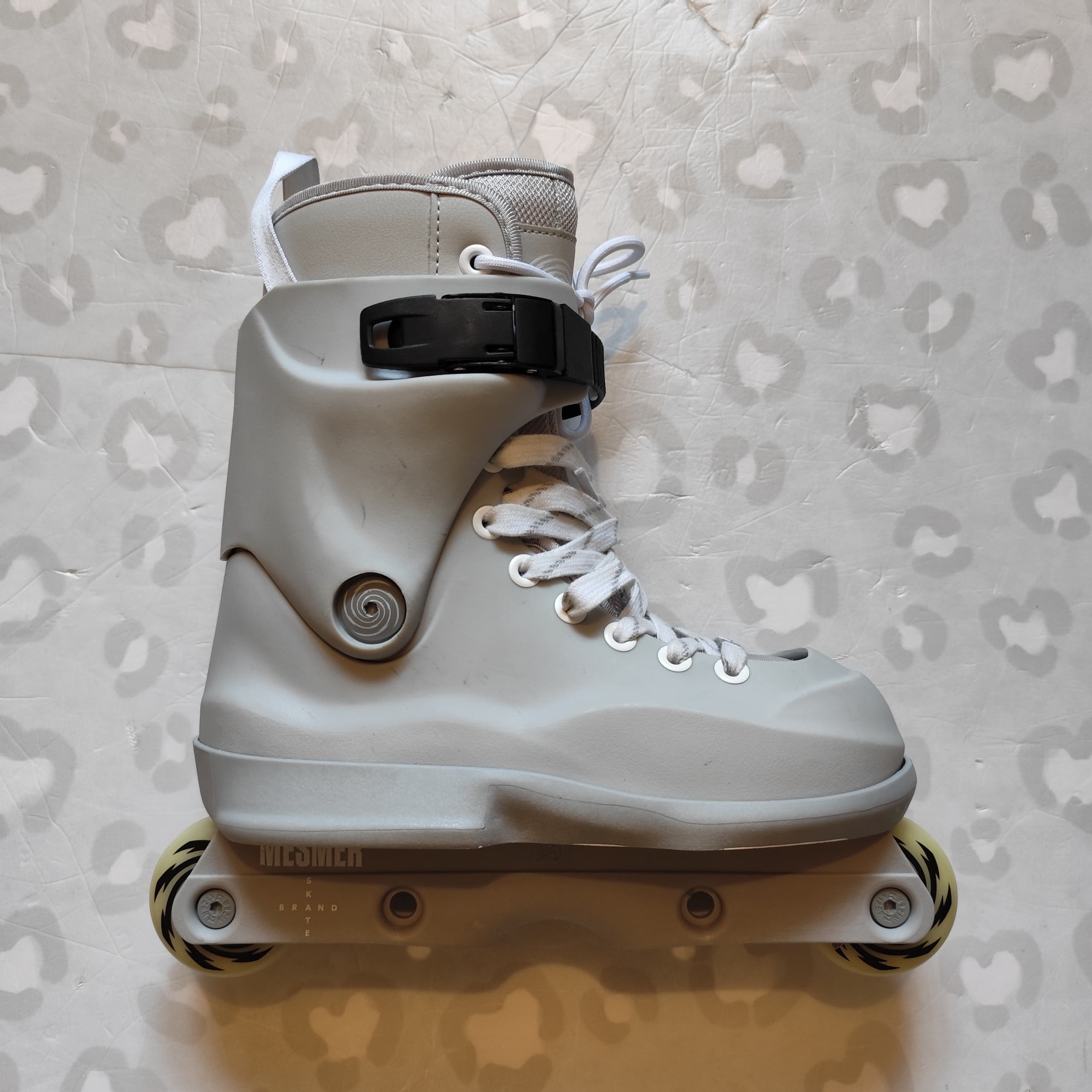 MESMER - TS2 Grey Aggressive Inline Skates (CLEARANCE PROMO!)