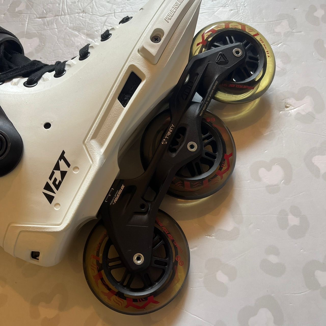 POWERSLIDE - Next Black White 100 Urban Inline Skates (Custom Setup)