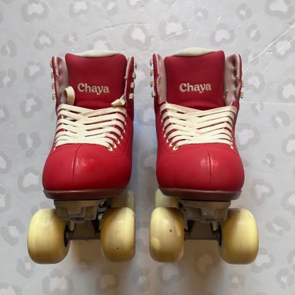 CHAYA - Melrose Deluxe Ruby Quad Roller Skates (EU40 / USED)