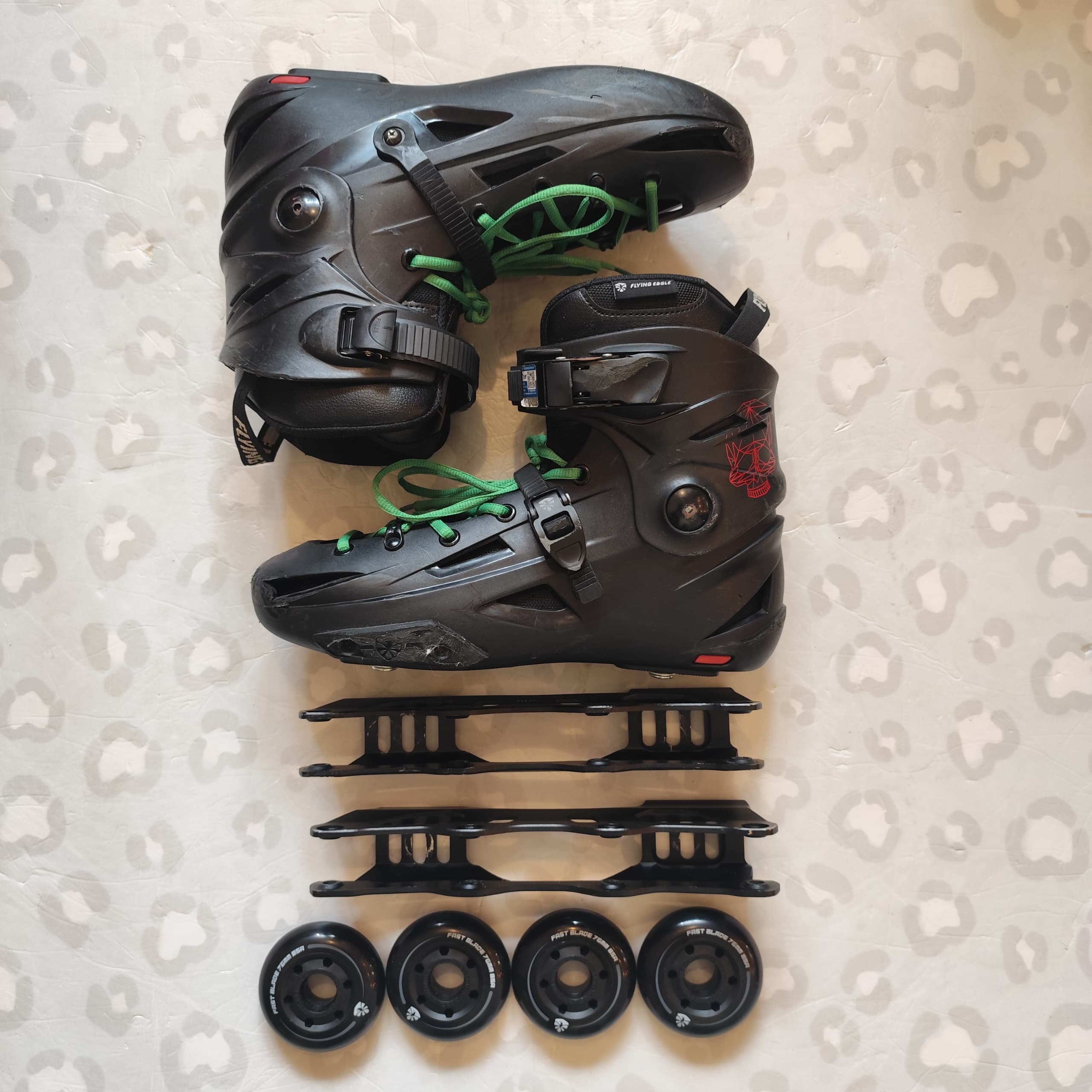 FLYING EAGLE - F3S Urban Inline Skates (EU44 / USED) 
